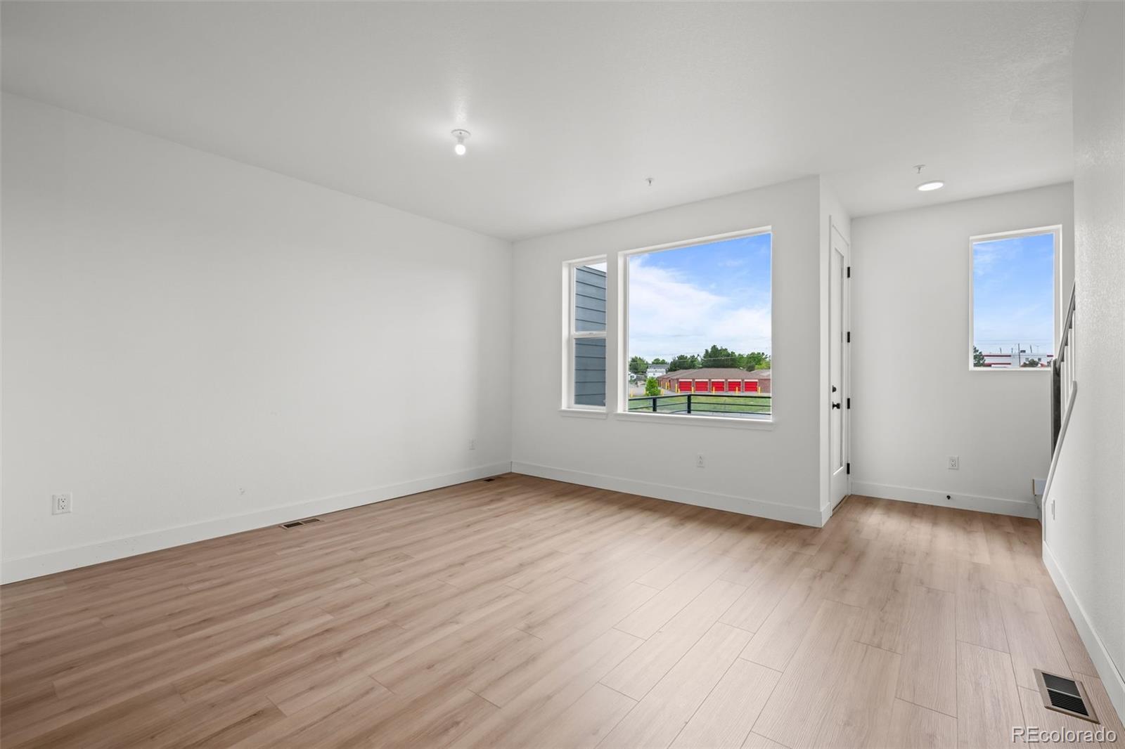 MLS Image #7 for 2736 w 68th avenue,denver, Colorado