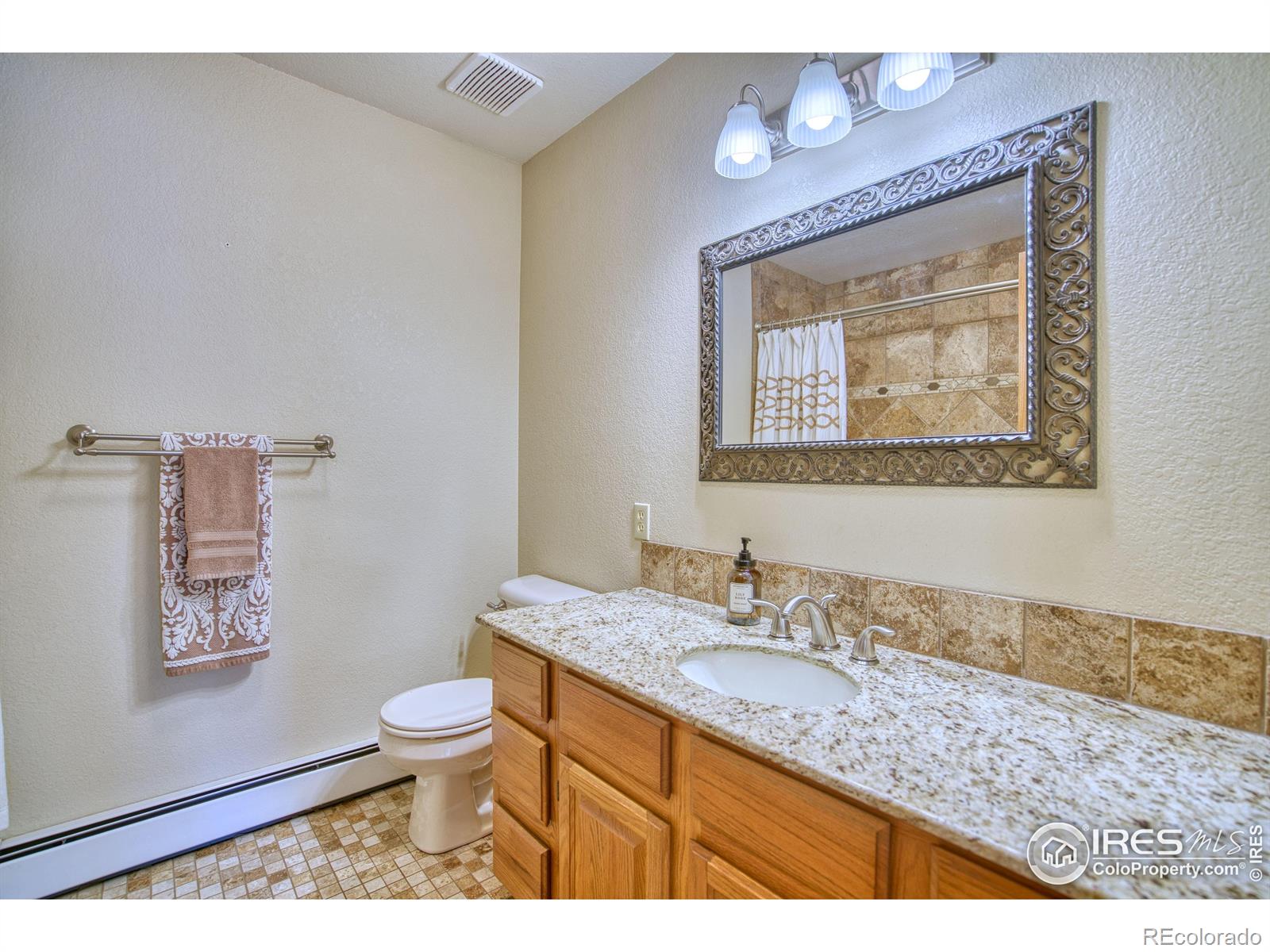 MLS Image #14 for 2212 s county road 15 road,berthoud, Colorado