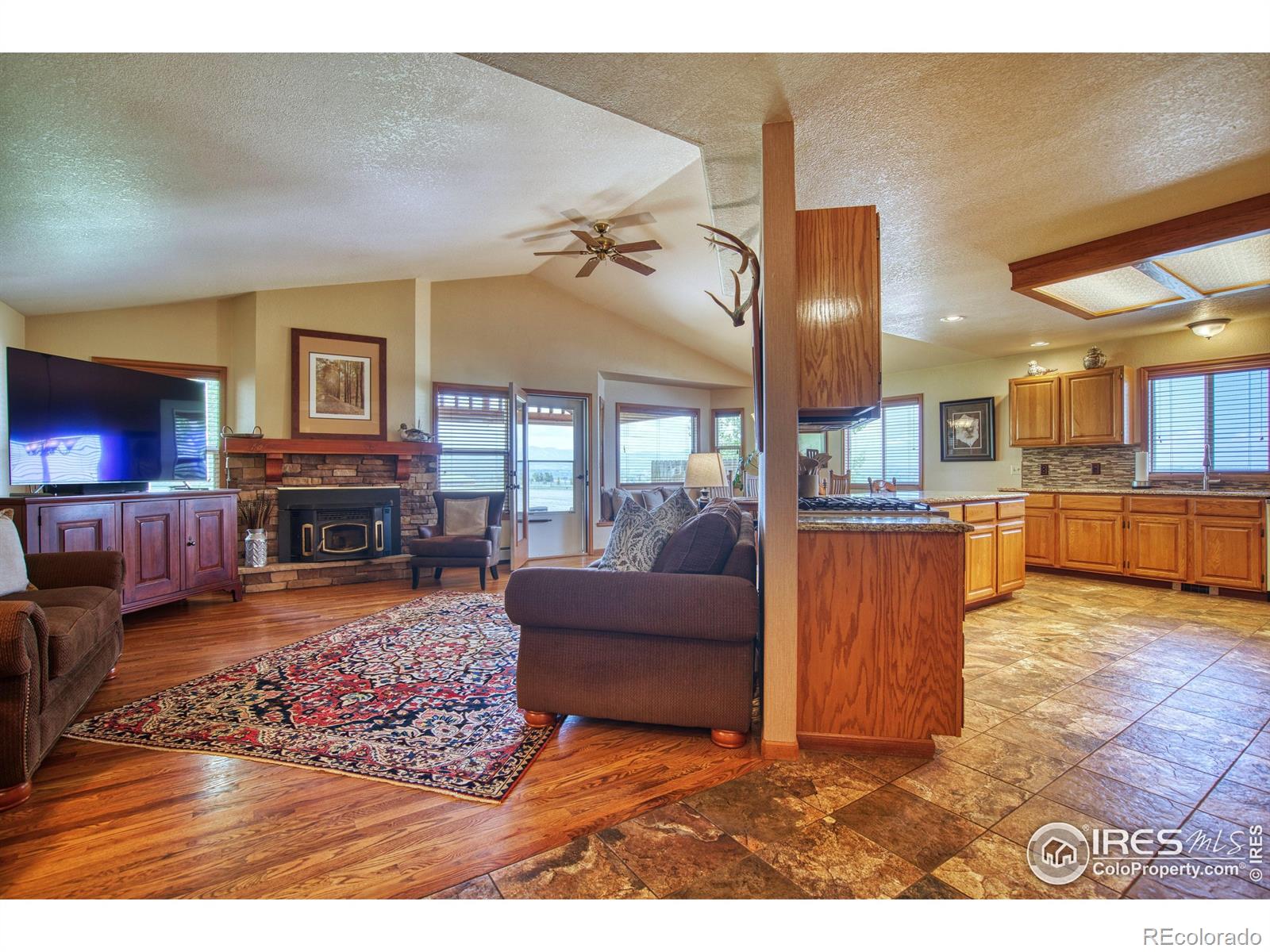 MLS Image #3 for 2212 s county road 15 road,berthoud, Colorado