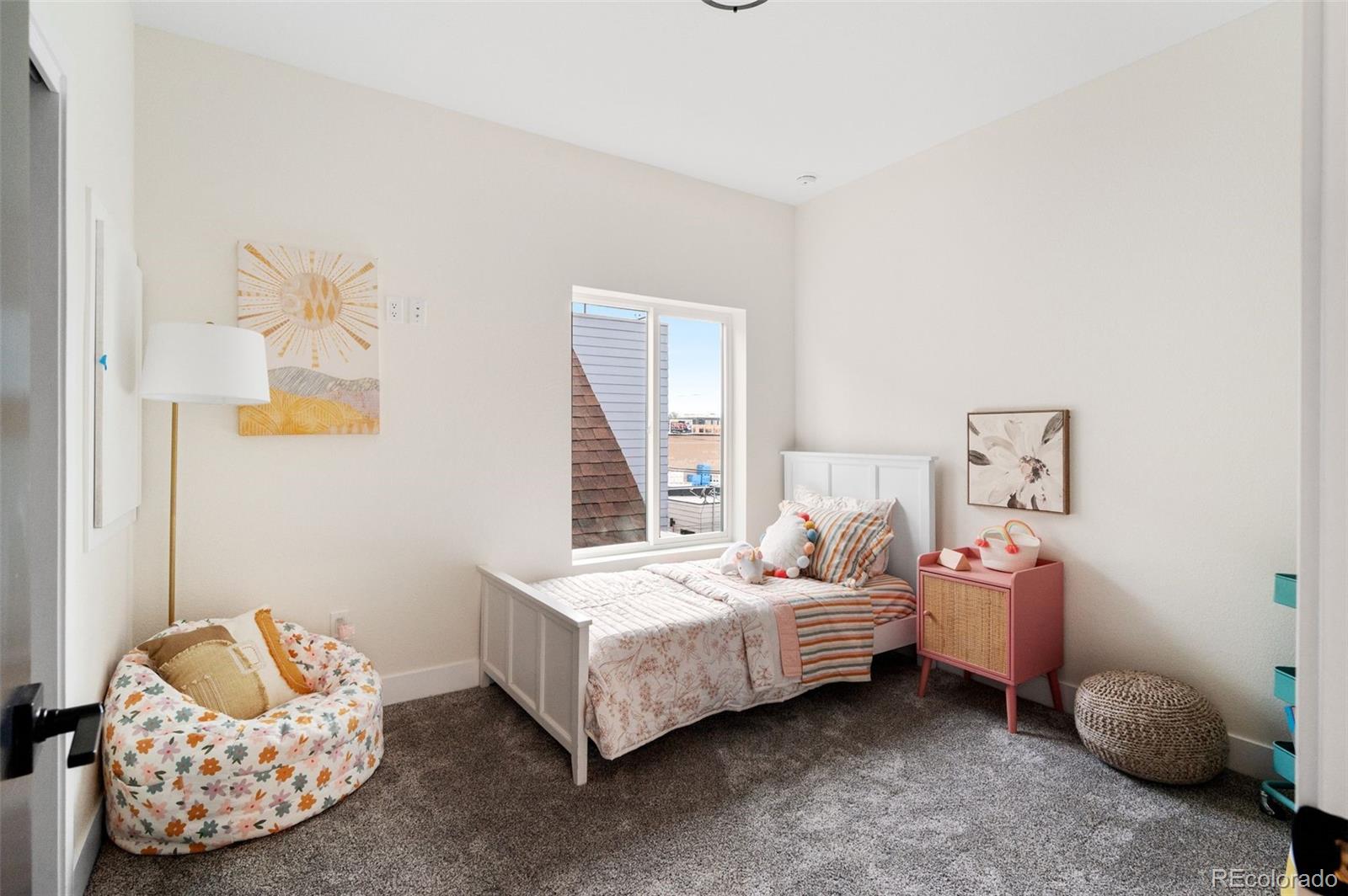 MLS Image #12 for 3285  lawrence street,denver, Colorado