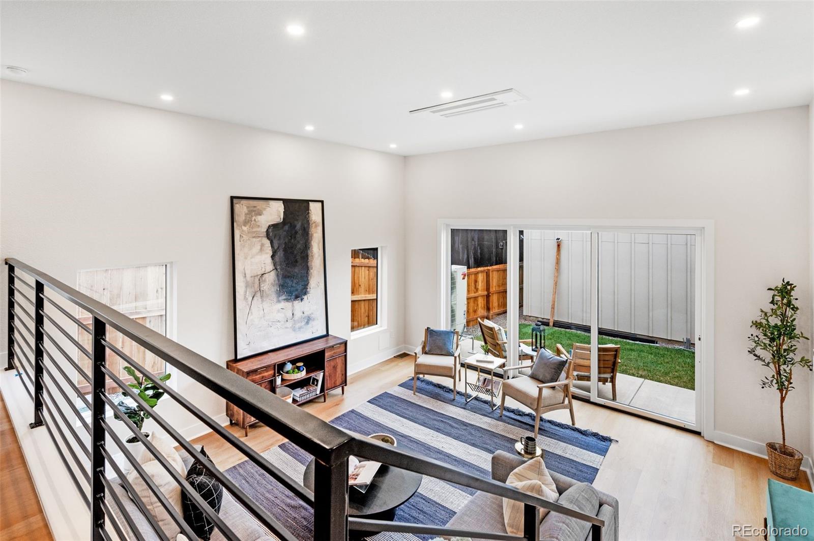 MLS Image #21 for 3285  lawrence street,denver, Colorado