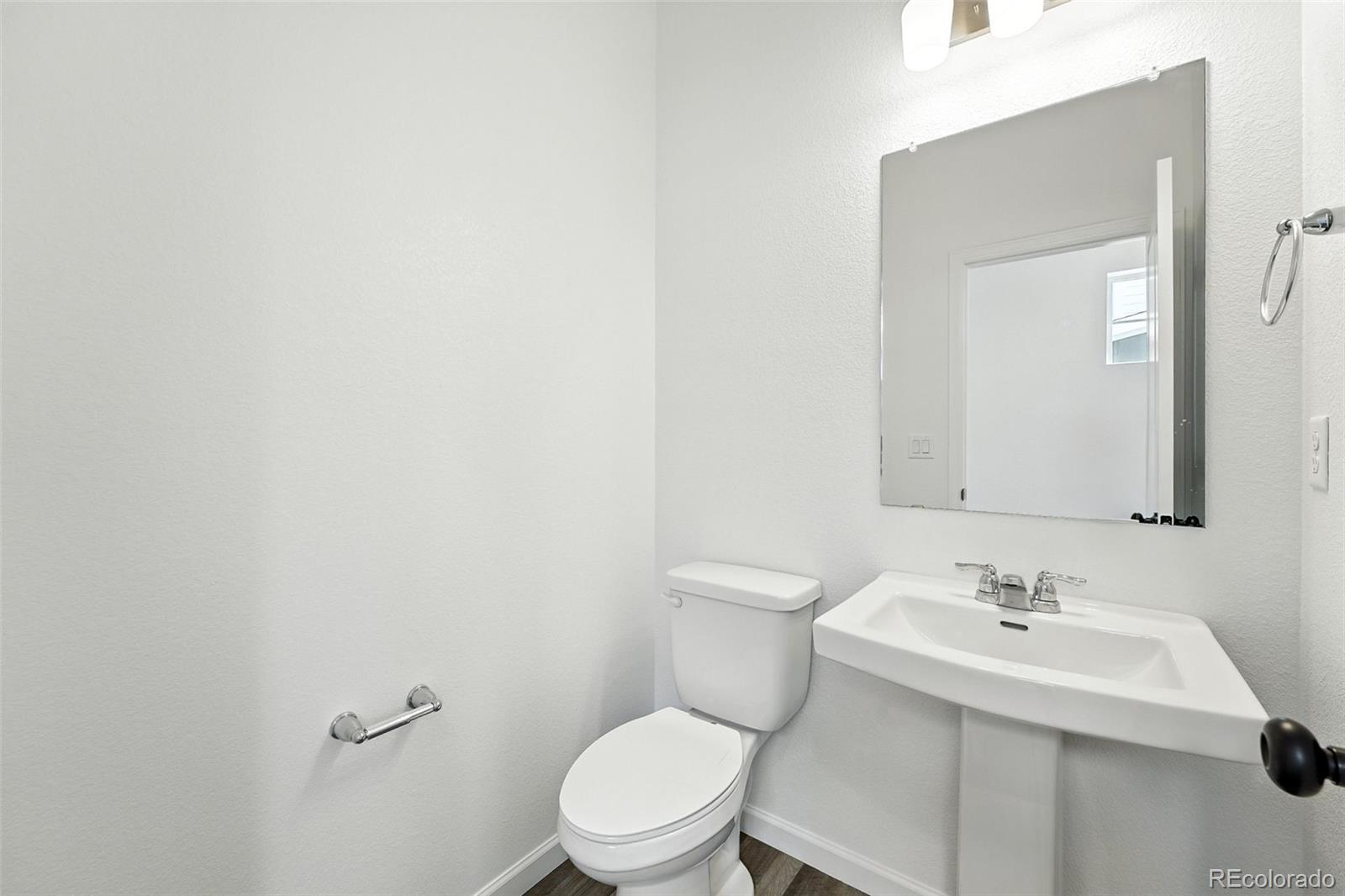 MLS Image #12 for 39743  penn road,elizabeth, Colorado