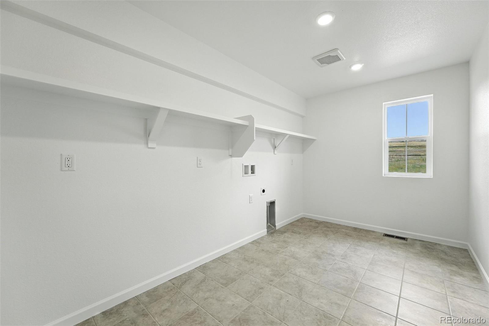 MLS Image #25 for 39743  penn road,elizabeth, Colorado