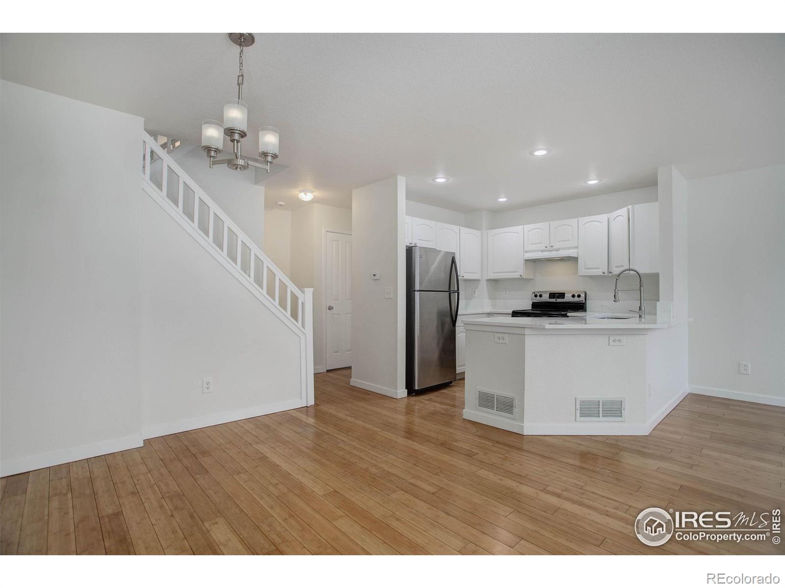 MLS Image #2 for 3648  oakwood drive,longmont, Colorado
