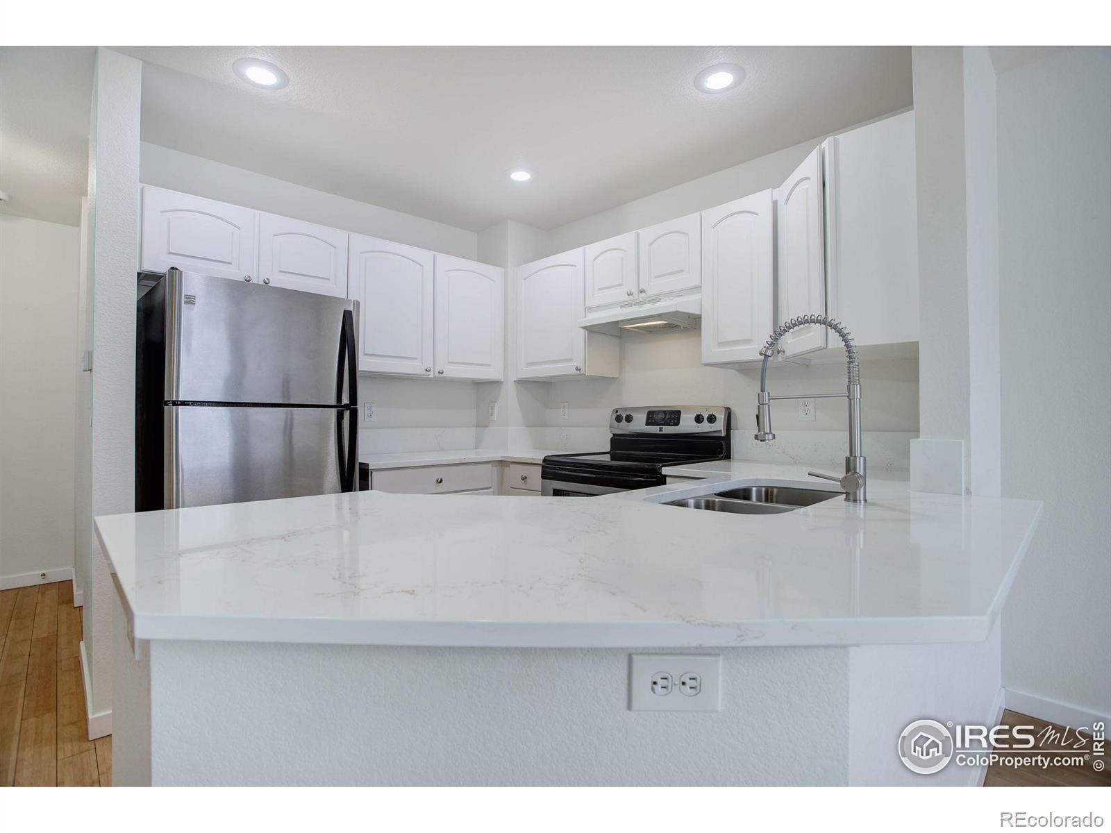MLS Image #9 for 3648  oakwood drive,longmont, Colorado