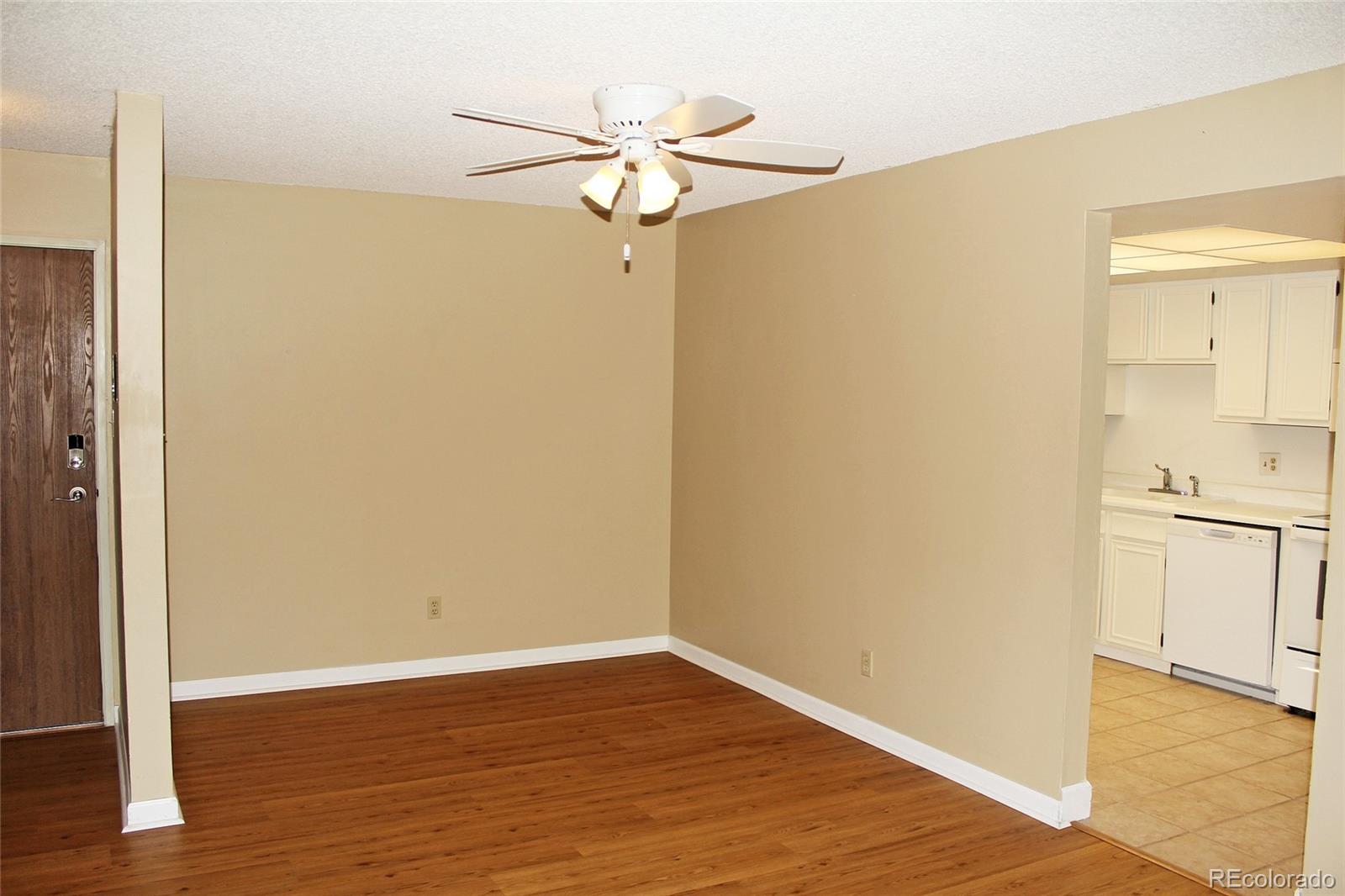 MLS Image #4 for 14390 e marina drive,aurora, Colorado