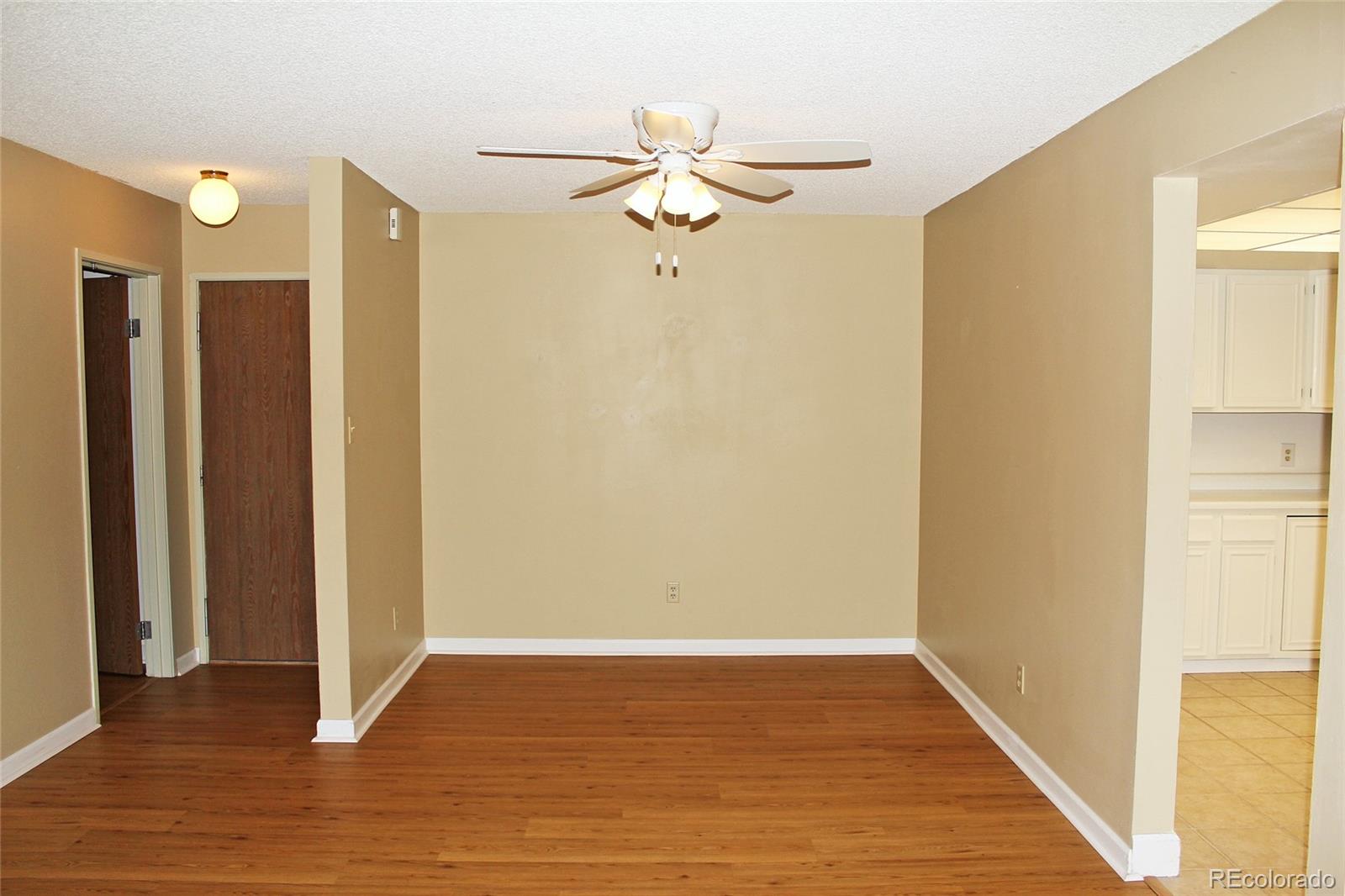 MLS Image #5 for 14390 e marina drive,aurora, Colorado