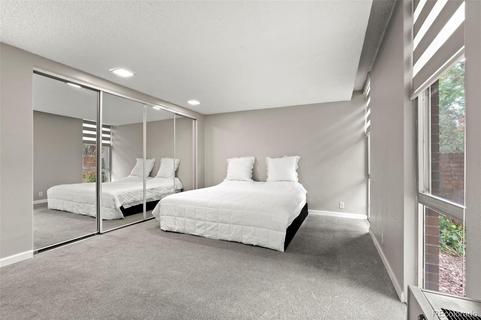 MLS Image #12 for 2500 s york street,denver, Colorado