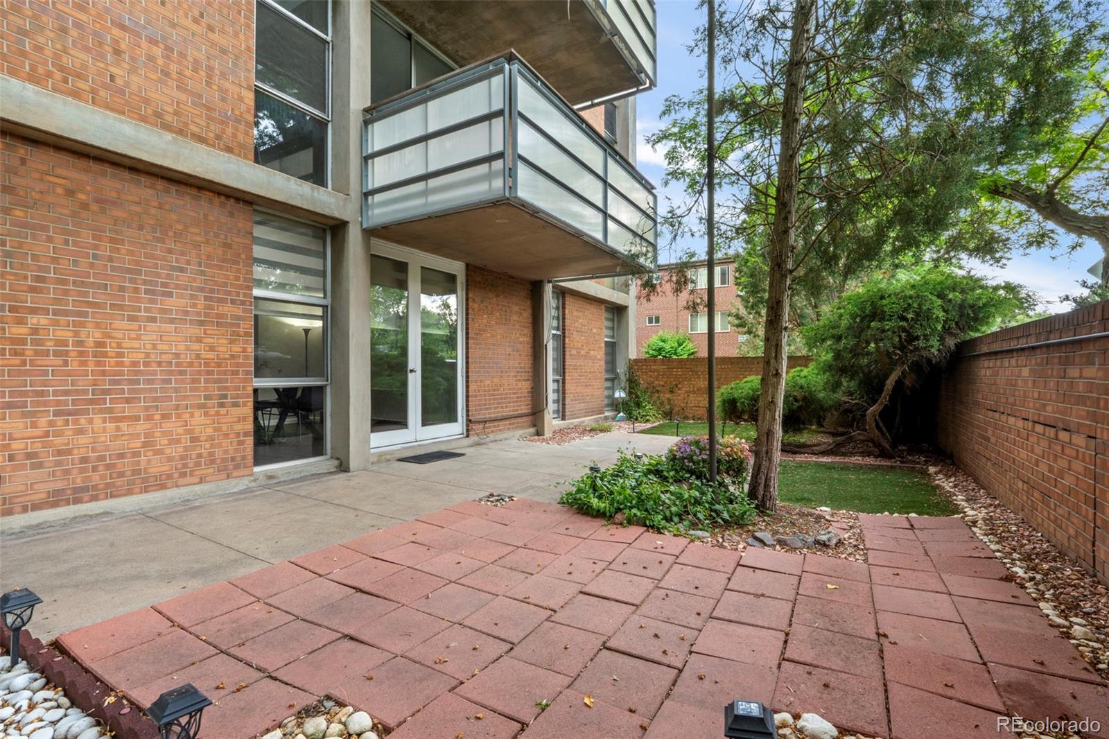 MLS Image #17 for 2500 s york street,denver, Colorado