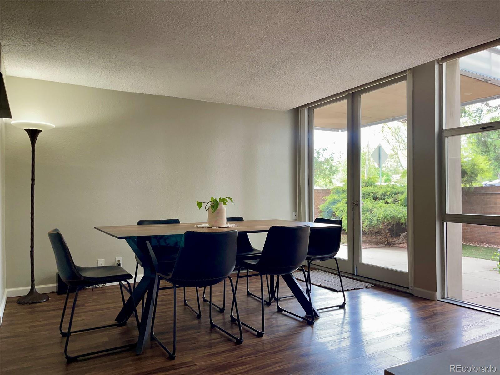 MLS Image #8 for 2500 s york street,denver, Colorado