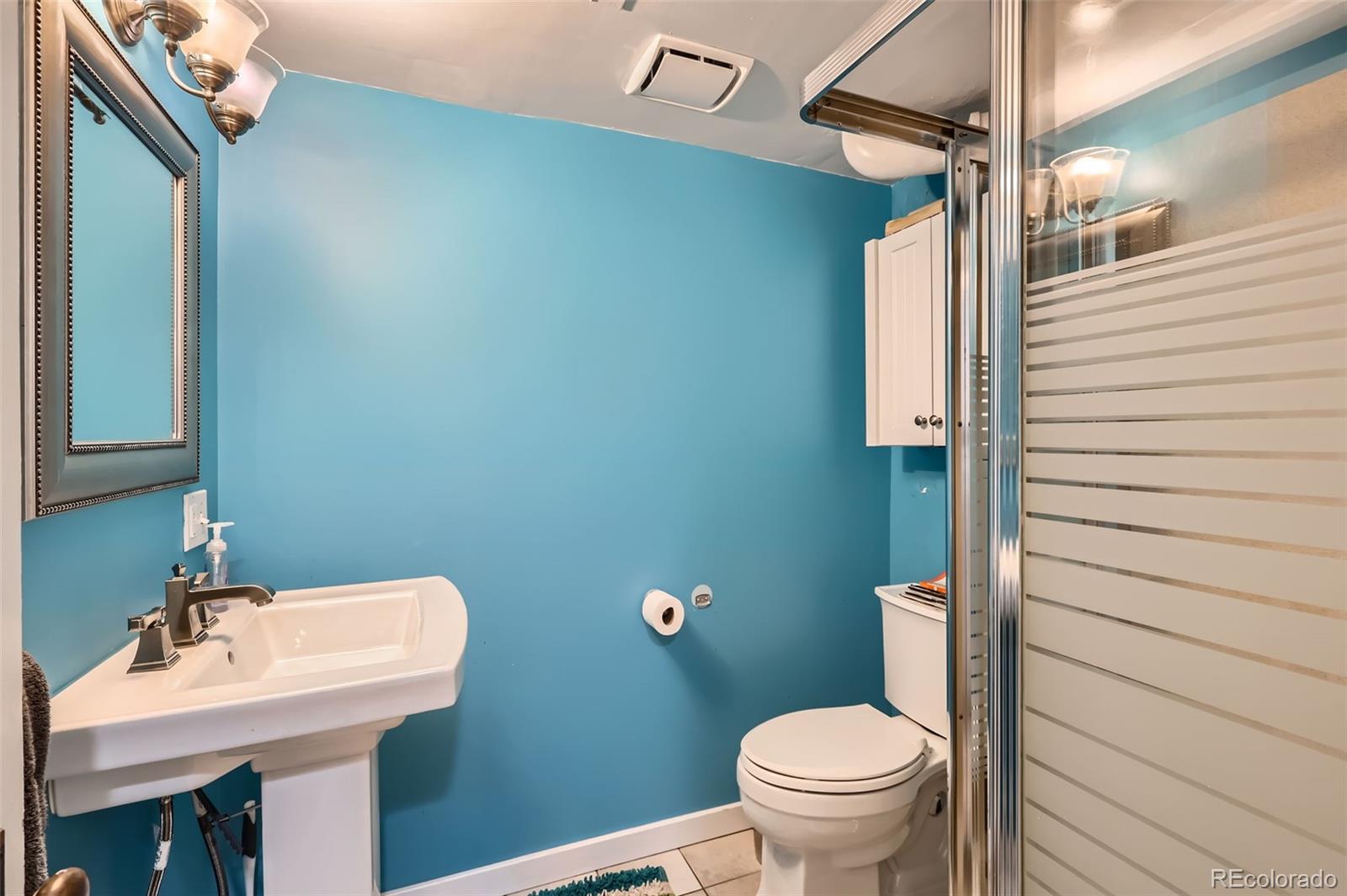 MLS Image #31 for 2060  ash street,denver, Colorado