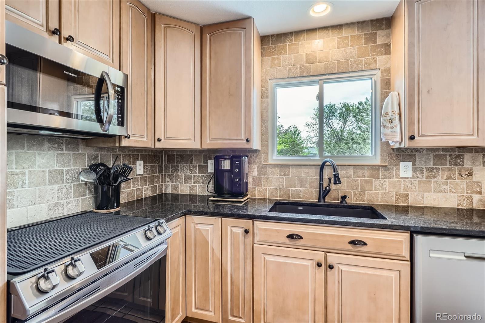 MLS Image #9 for 5604 s lisbon way,centennial, Colorado