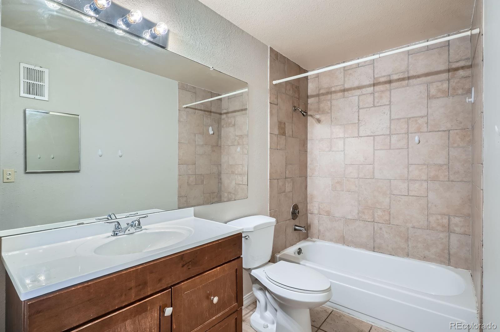 MLS Image #19 for 10150 e virginia avenue,denver, Colorado
