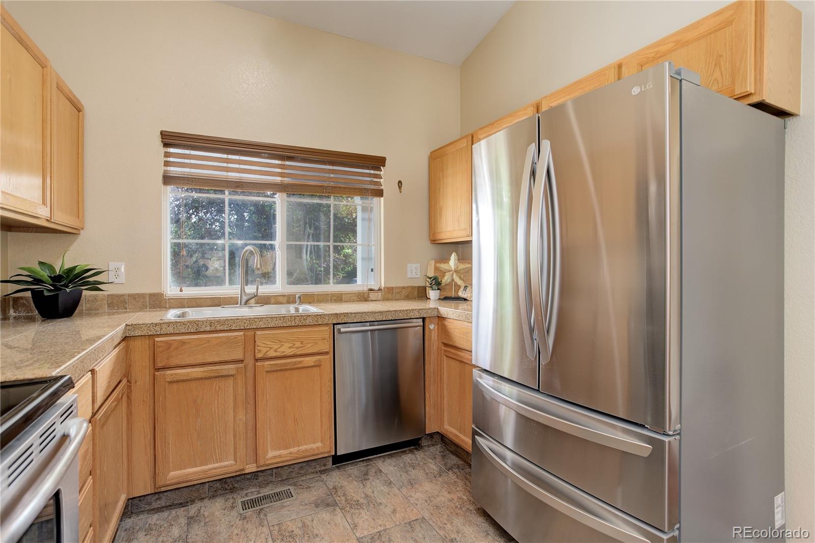 MLS Image #8 for 354  willowick circle,highlands ranch, Colorado