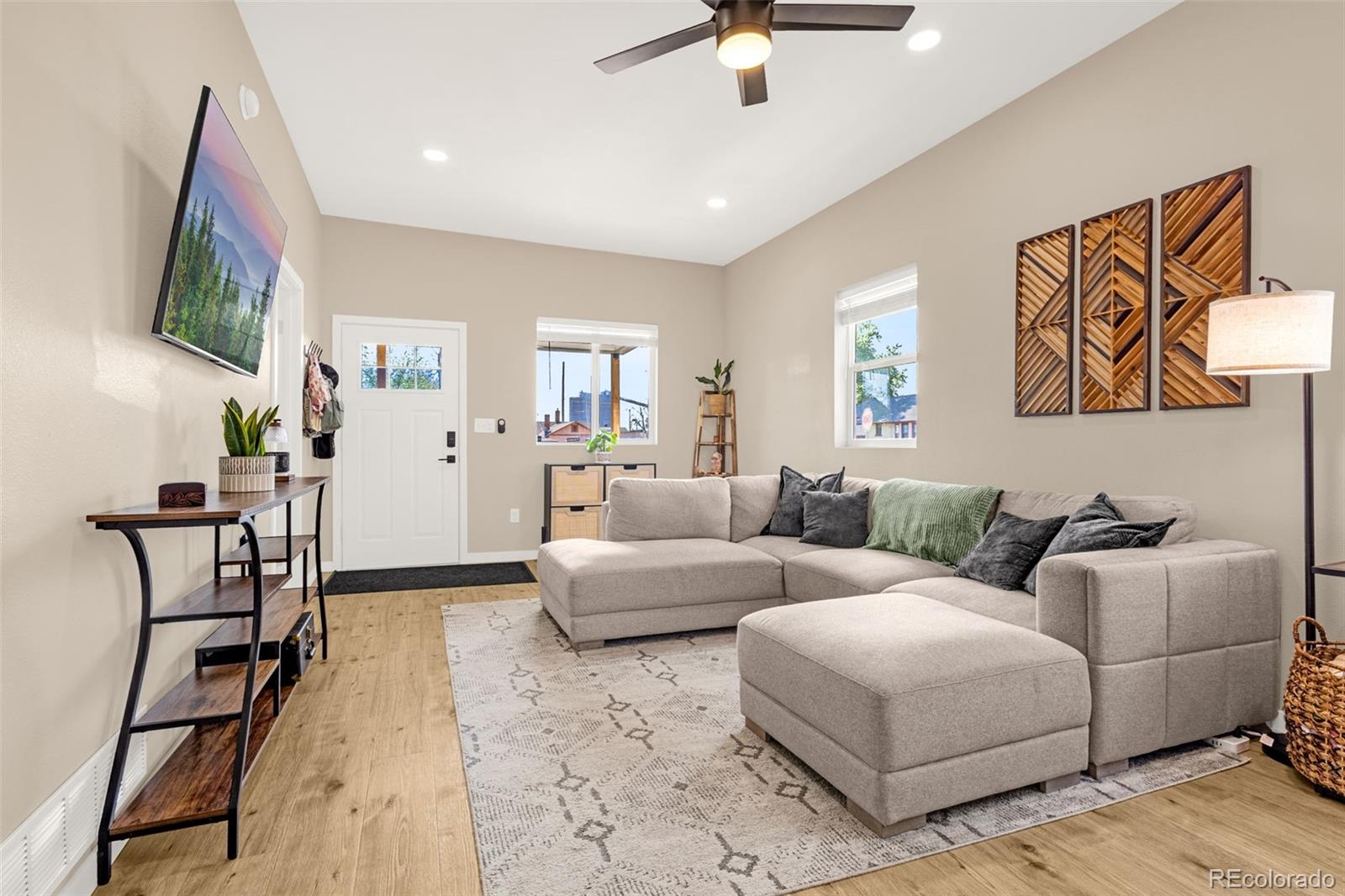MLS Image #7 for 2041  spruce street,pueblo, Colorado