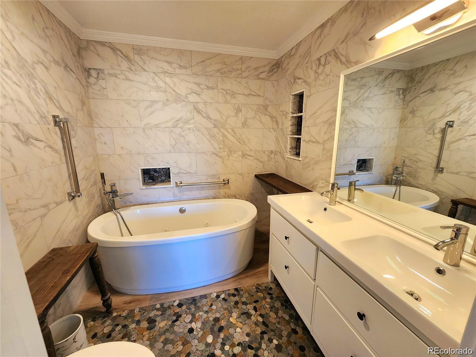 MLS Image #13 for 154  fawn court,silverthorne, Colorado