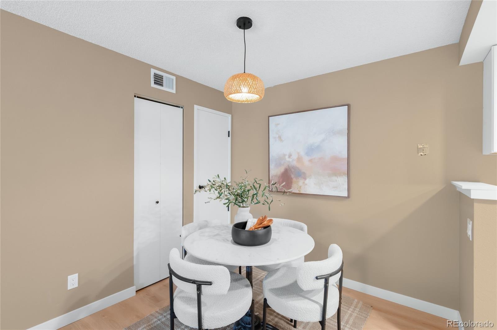 MLS Image #5 for 921 s walden street ,aurora, Colorado