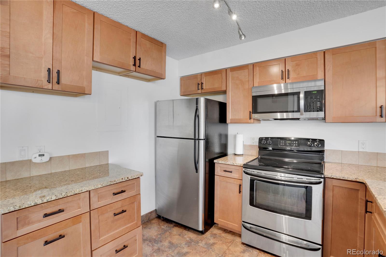 MLS Image #12 for 4802 e kentucky avenue,denver, Colorado