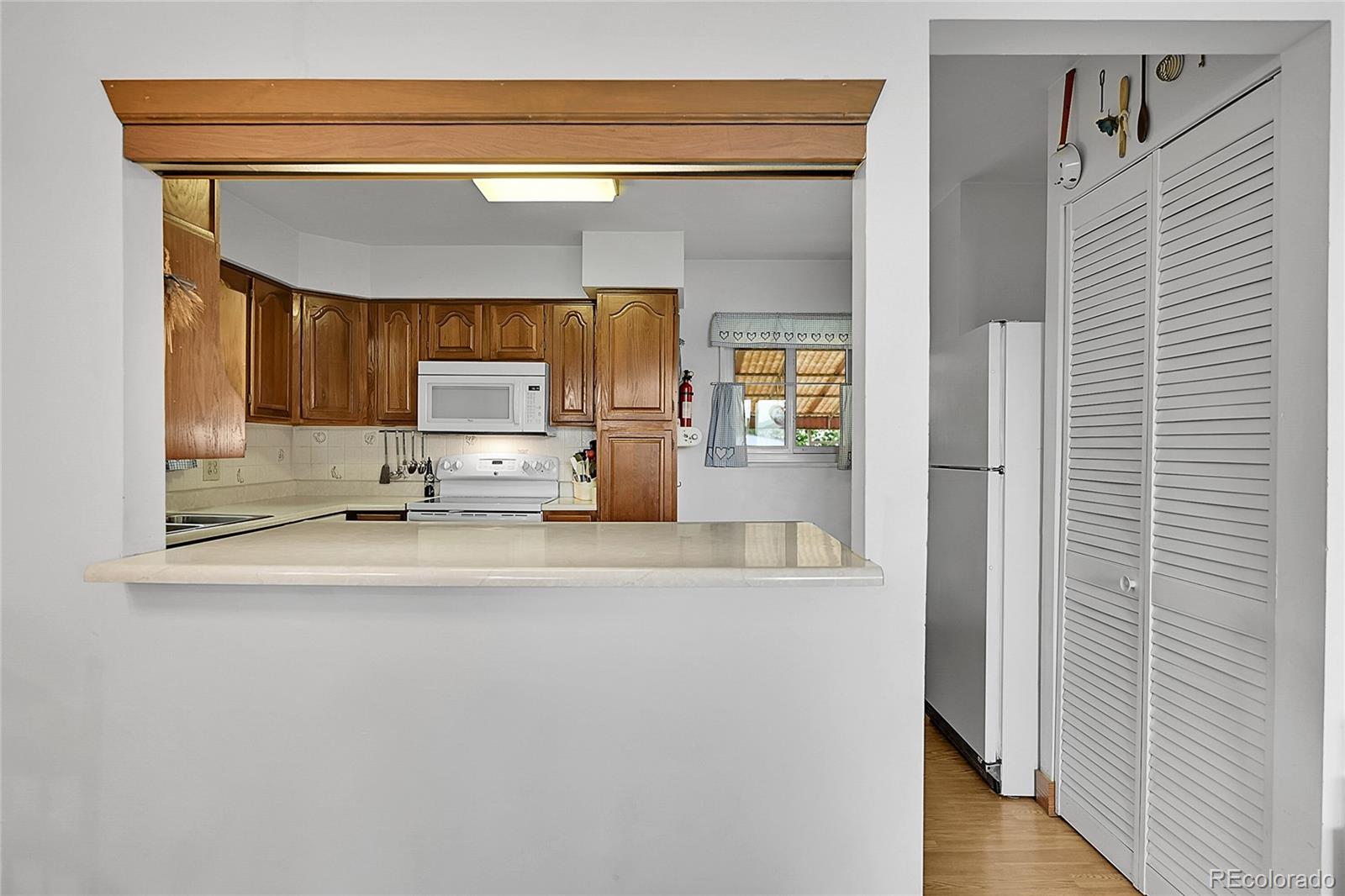 MLS Image #8 for 2121 w 73rd place,denver, Colorado