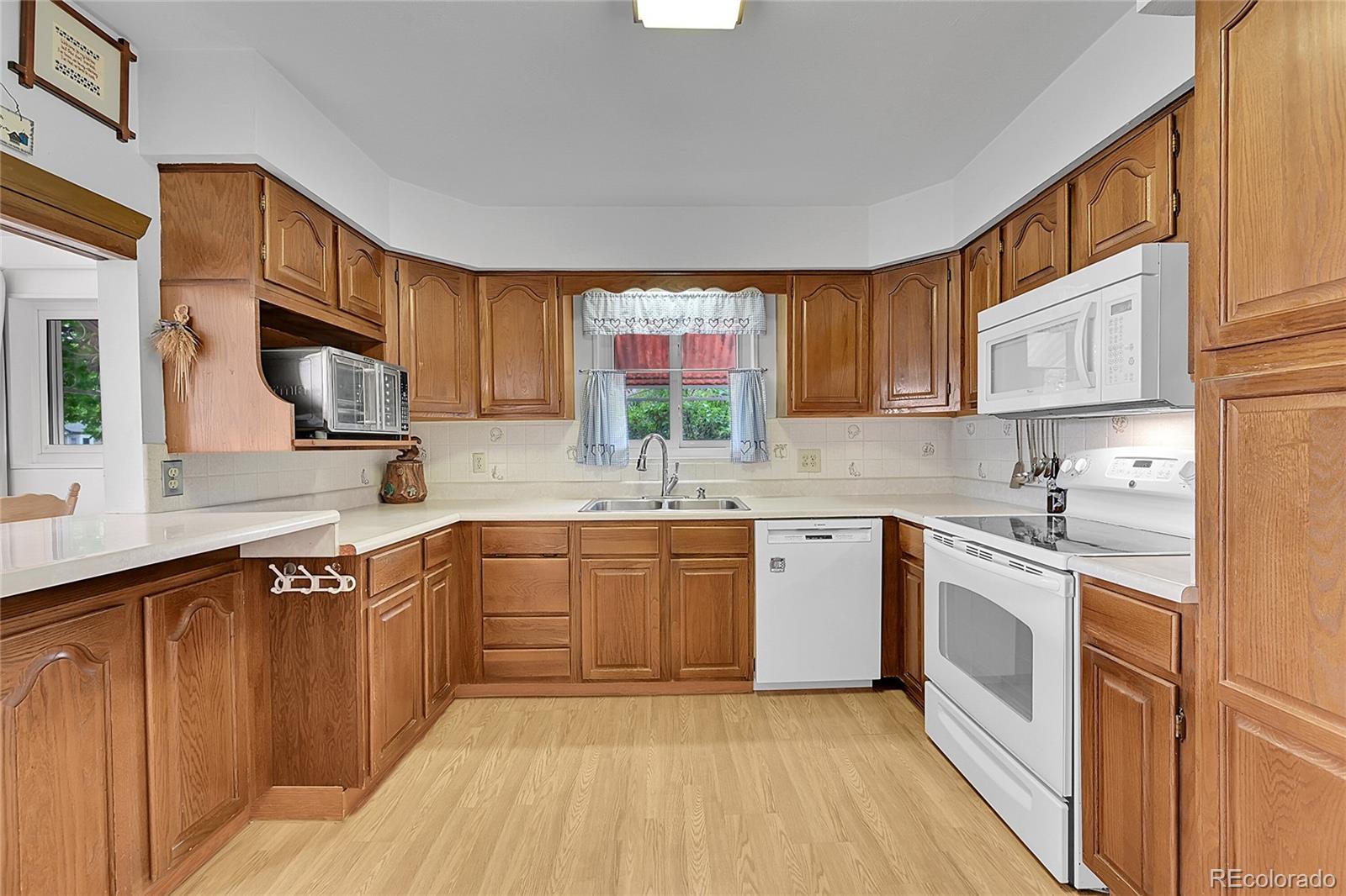 MLS Image #9 for 2121 w 73rd place,denver, Colorado