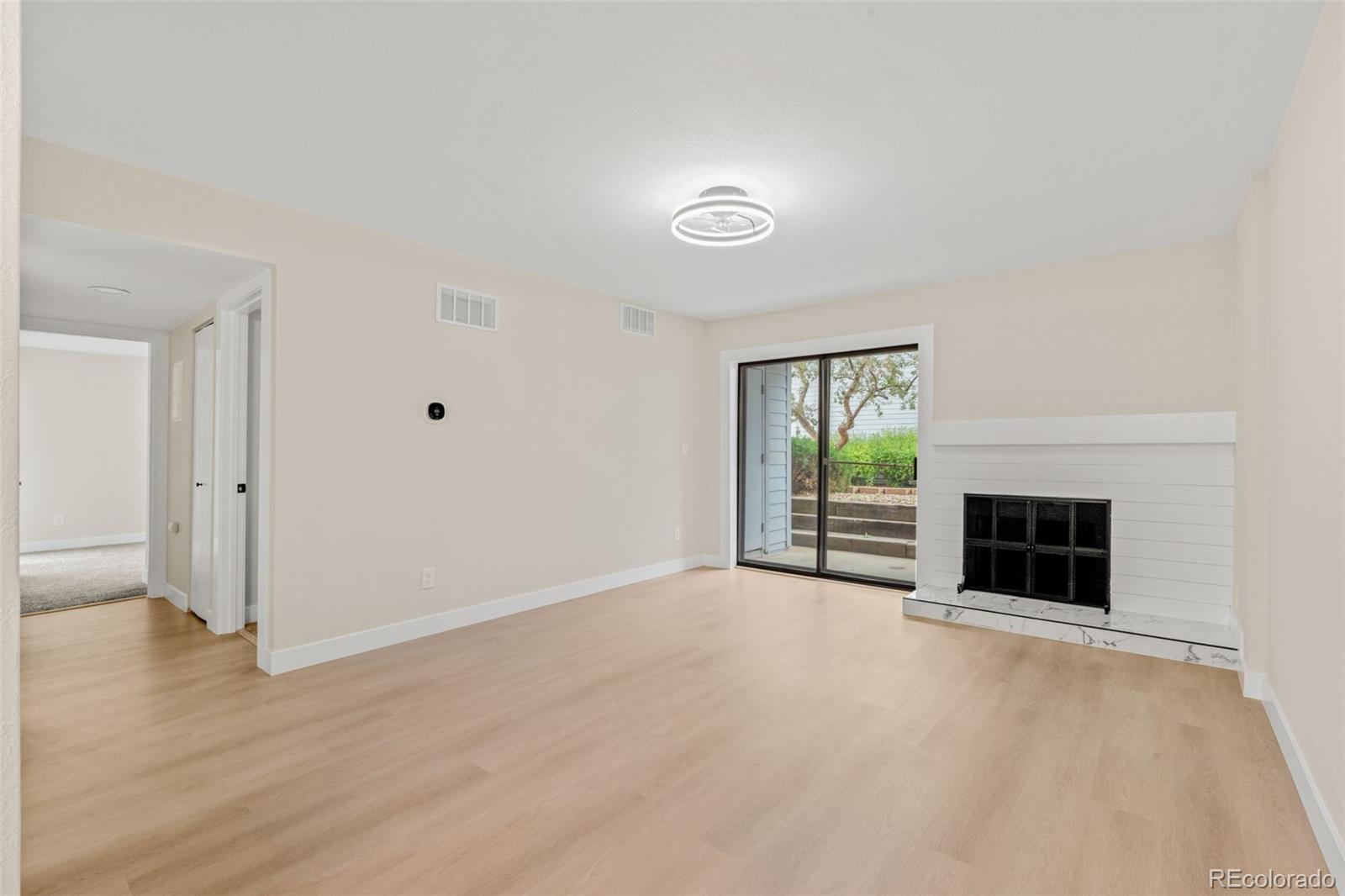 MLS Image #2 for 3141 s tamarac drive,denver, Colorado