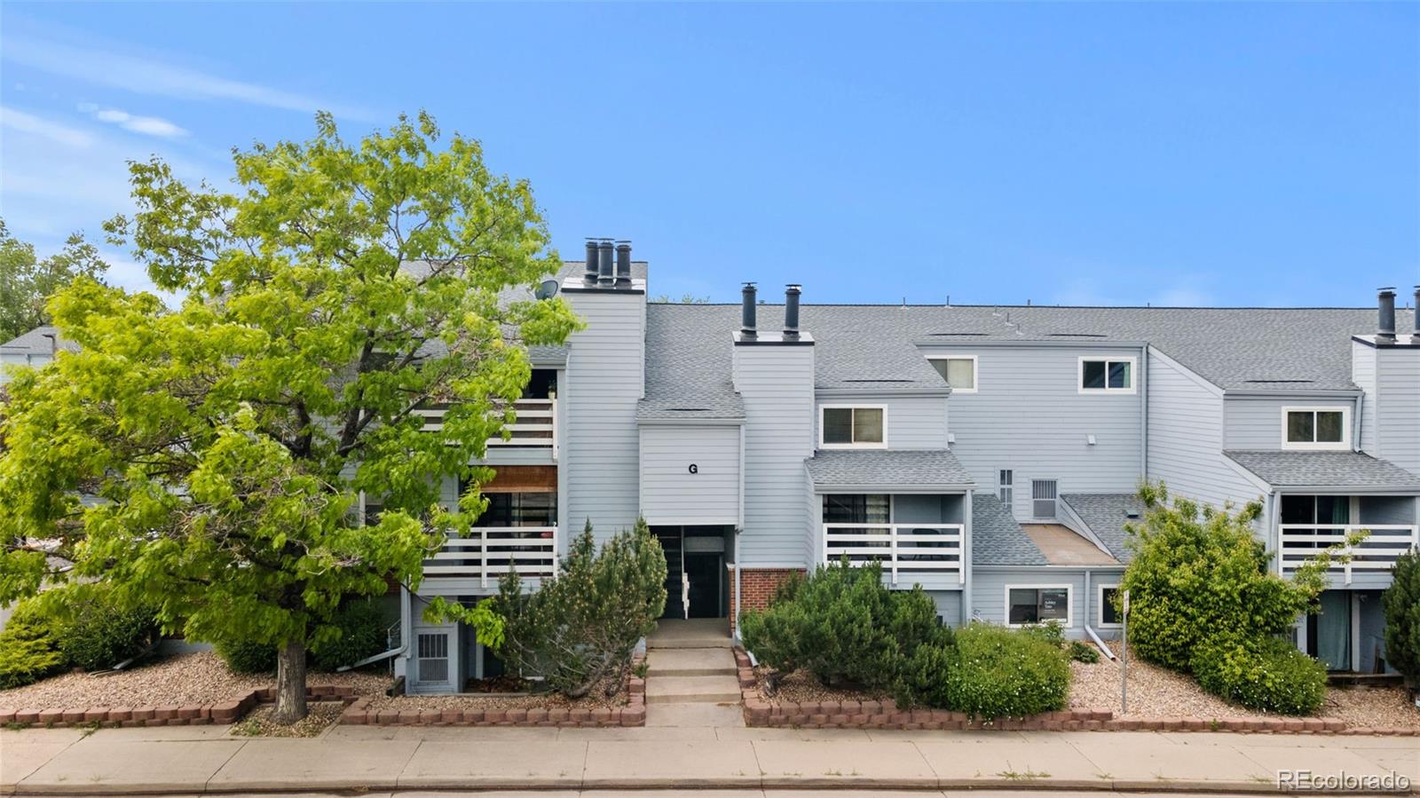 MLS Image #3 for 3141 s tamarac drive,denver, Colorado