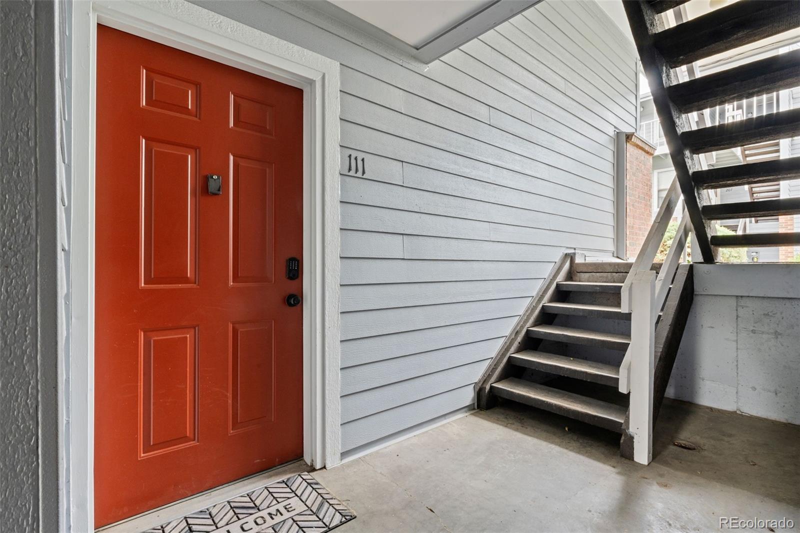 MLS Image #4 for 3141 s tamarac drive,denver, Colorado