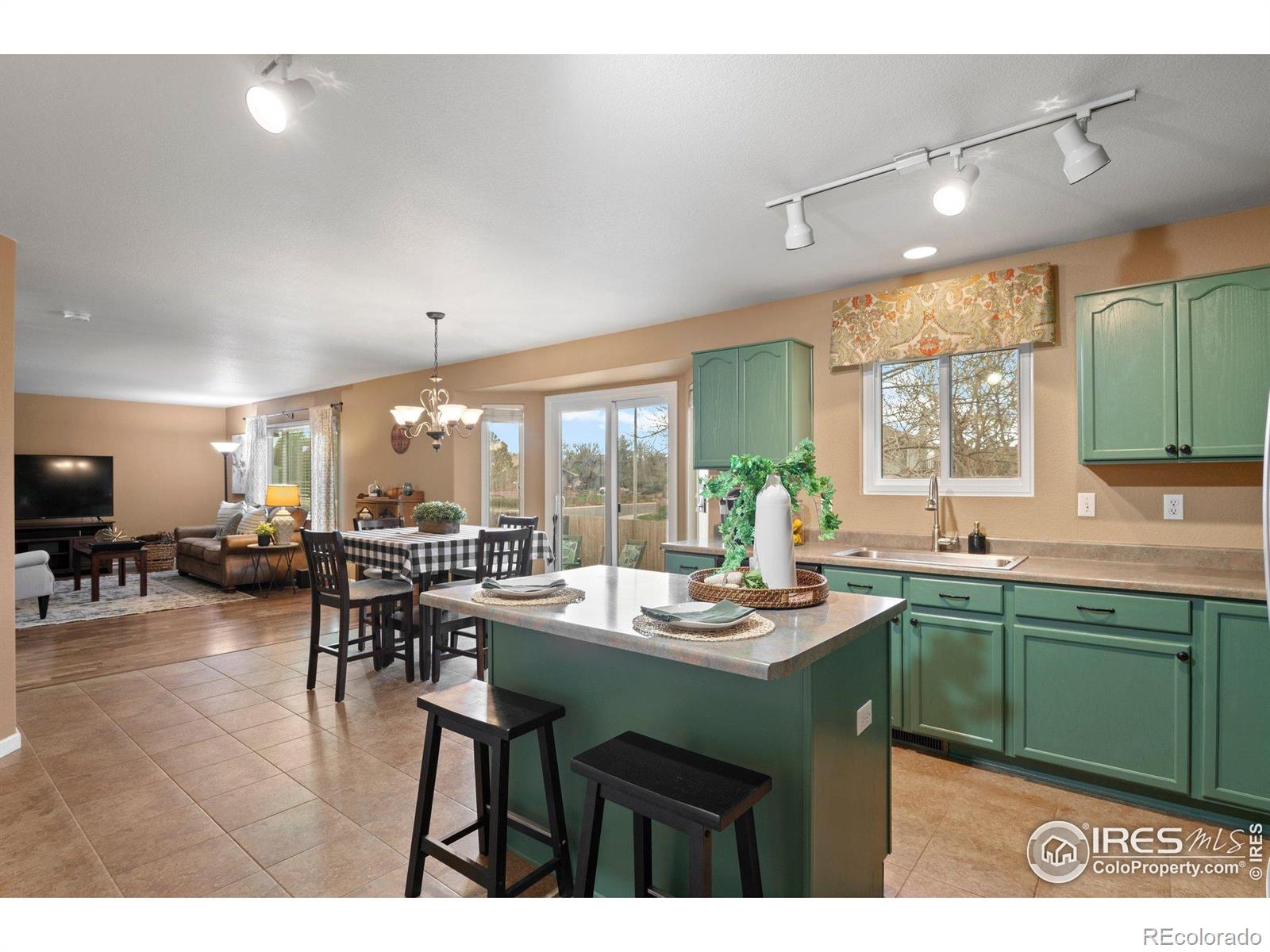 MLS Image #7 for 2085 e 127th place,thornton, Colorado