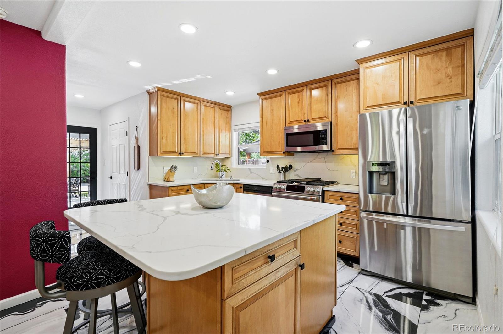 MLS Image #13 for 751  poplar street,denver, Colorado