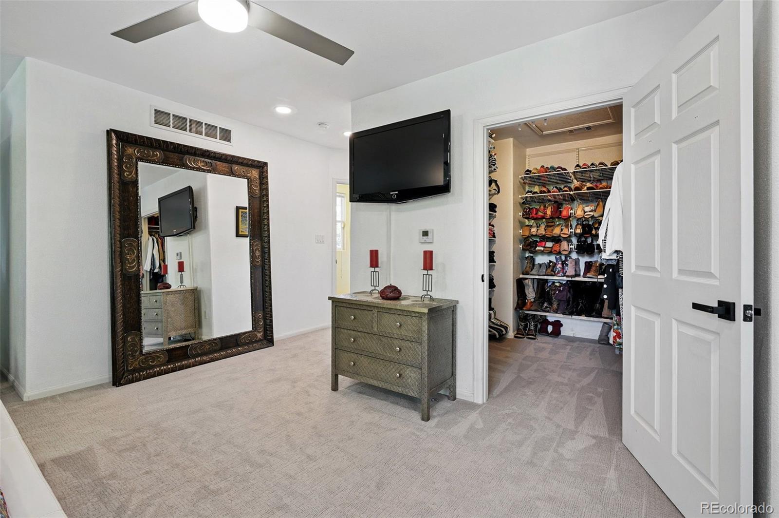 MLS Image #26 for 751  poplar street,denver, Colorado