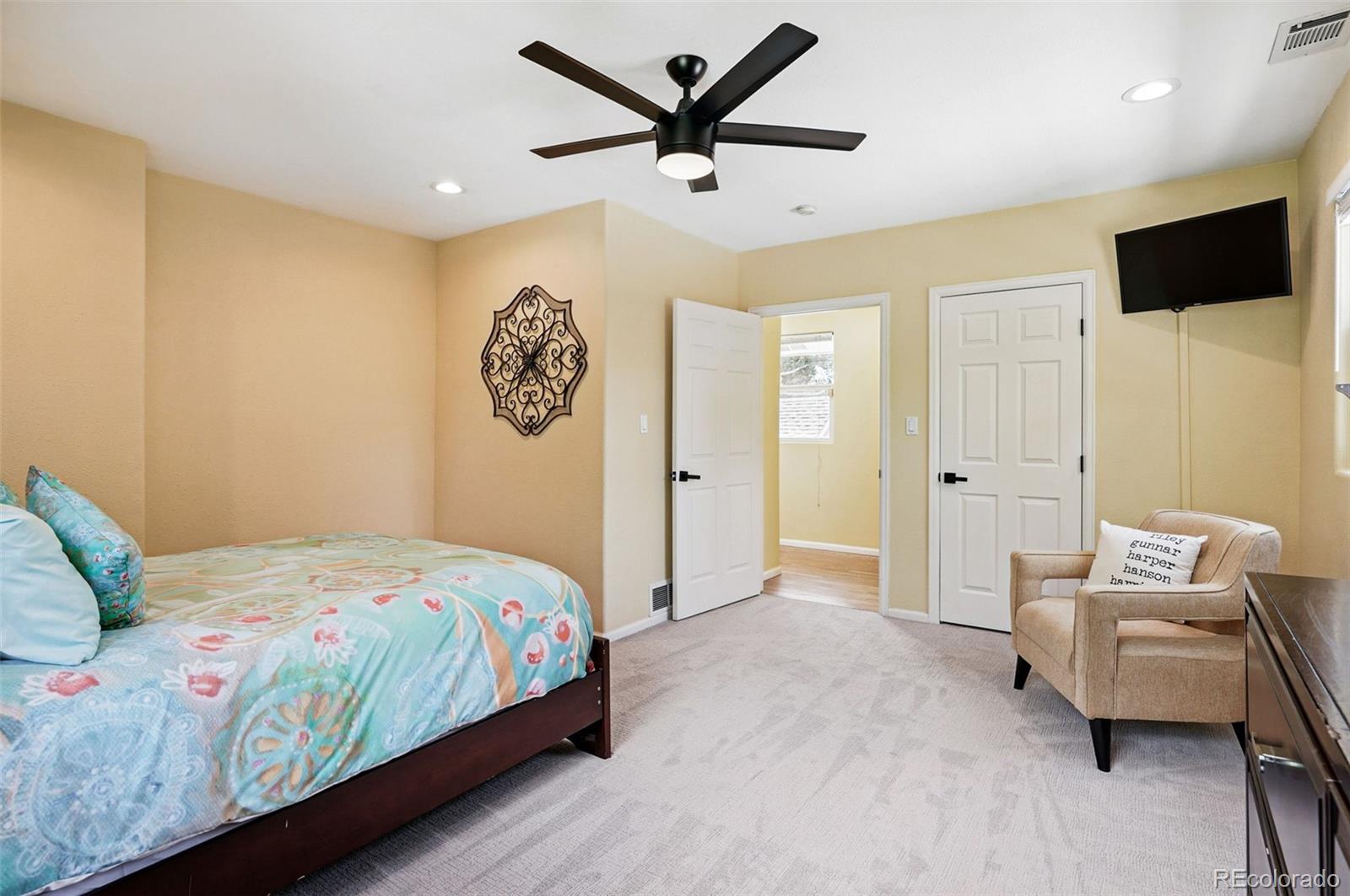 MLS Image #31 for 751  poplar street,denver, Colorado