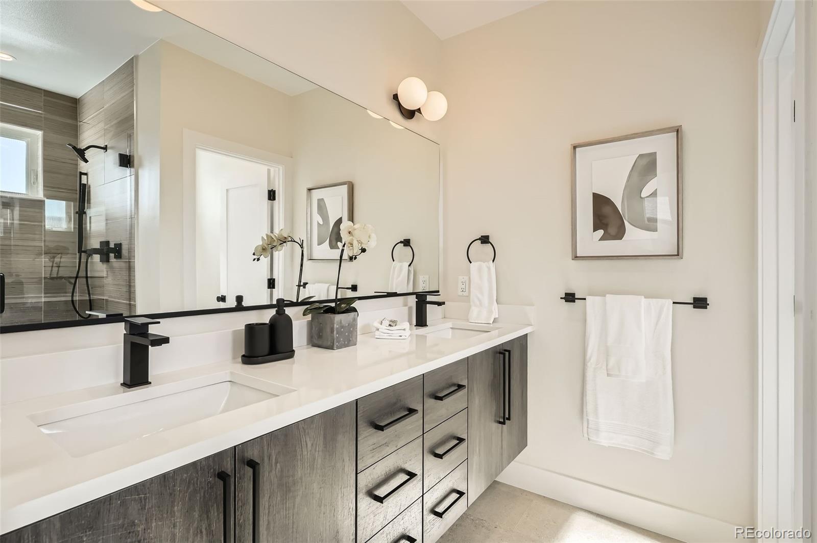 MLS Image #13 for 2466 s cherokee street,denver, Colorado