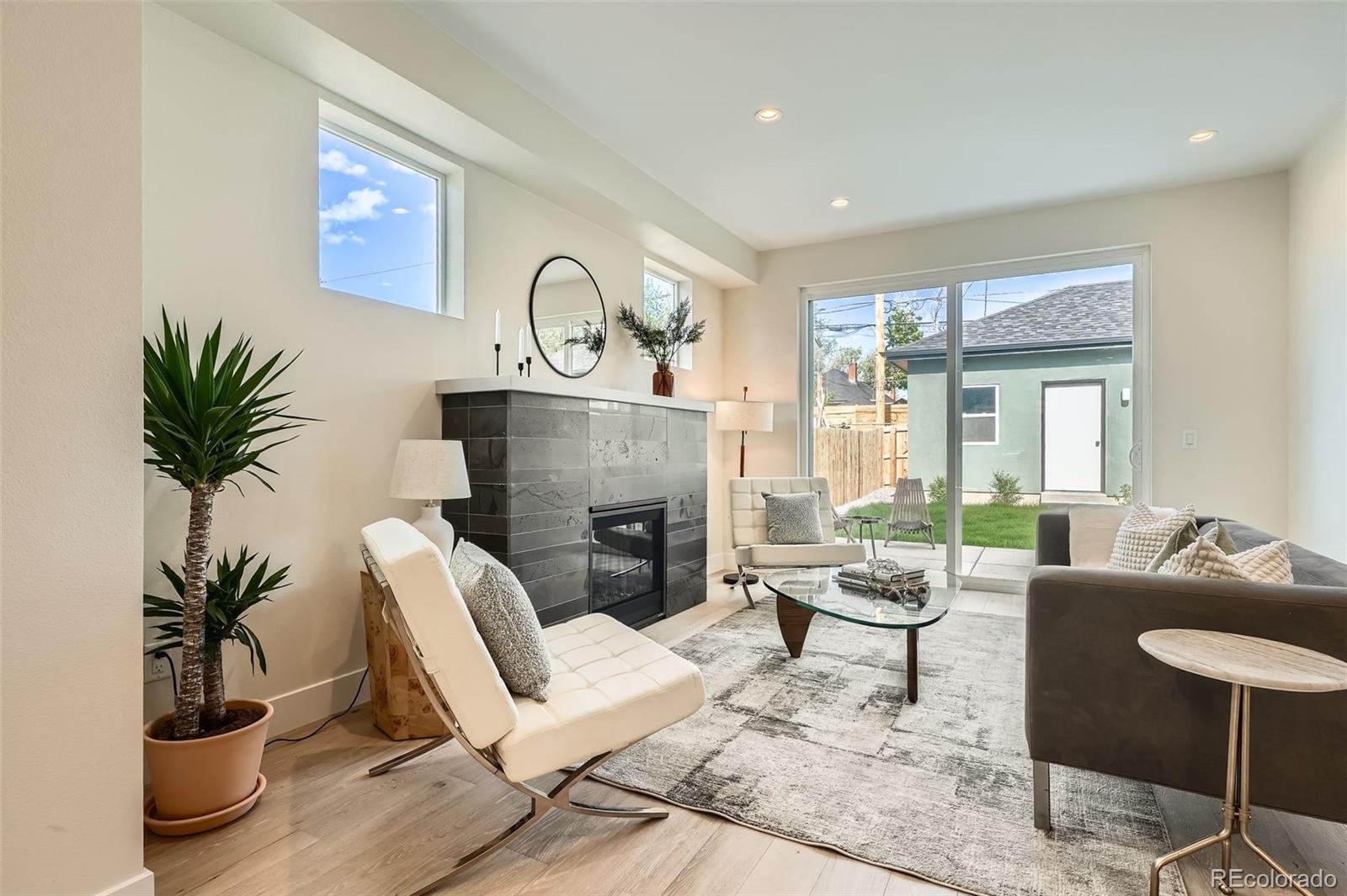 MLS Image #2 for 2466 s cherokee street,denver, Colorado