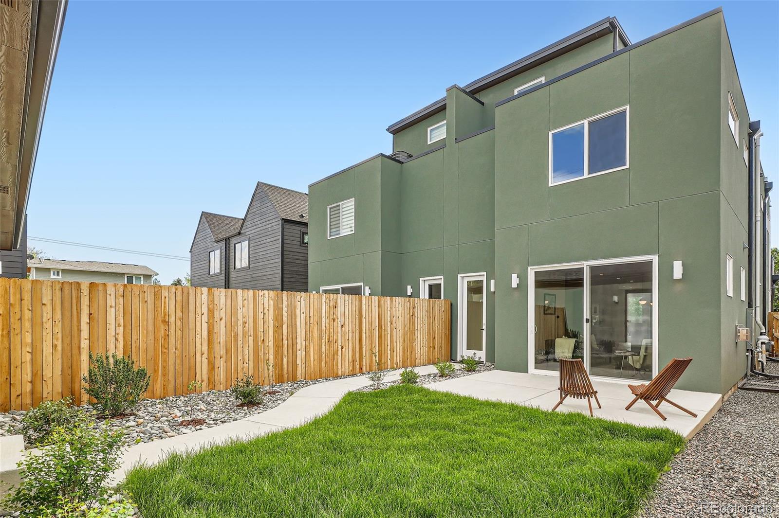 MLS Image #25 for 2466 s cherokee street,denver, Colorado