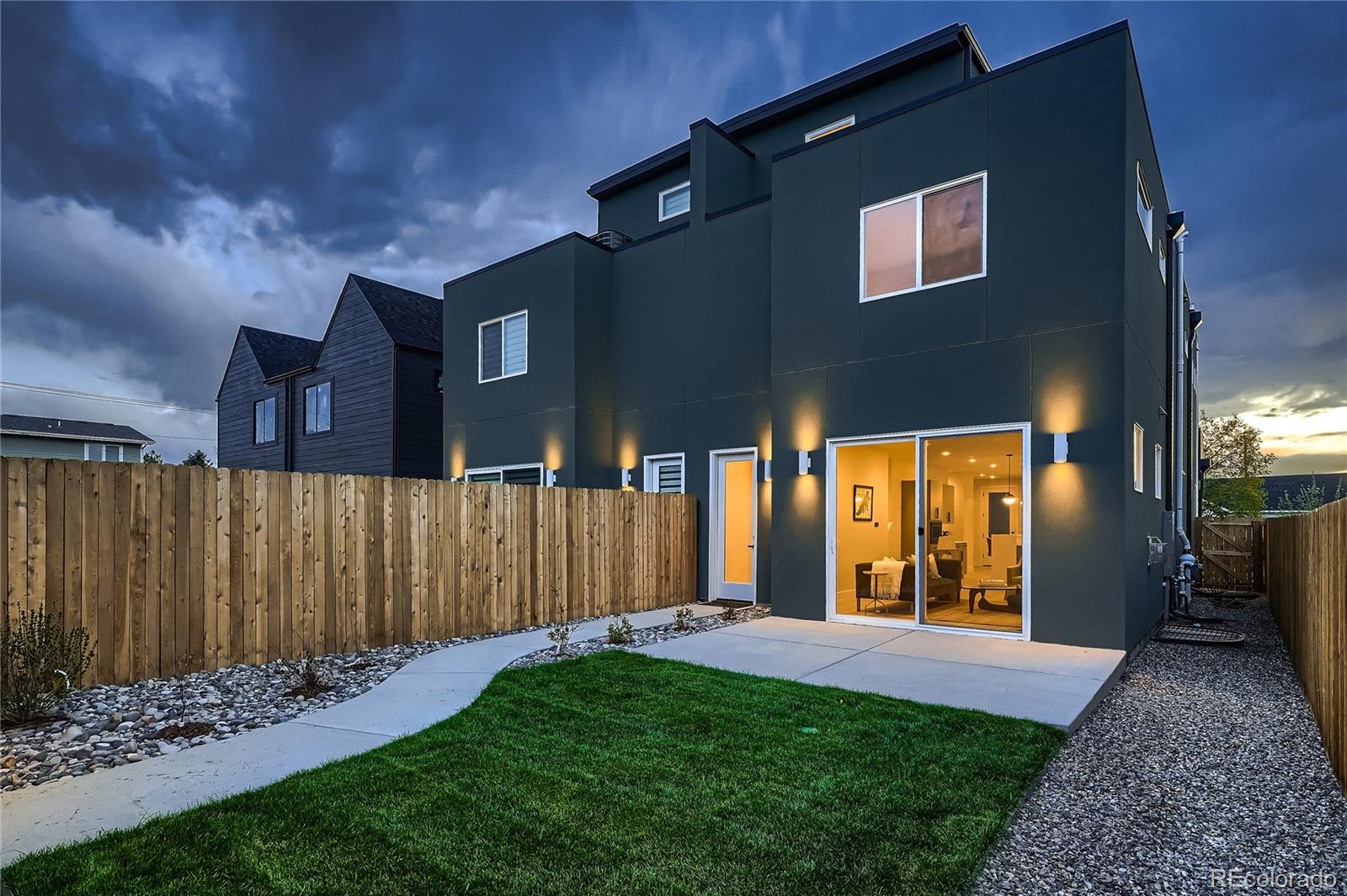 MLS Image #30 for 2466 s cherokee street,denver, Colorado