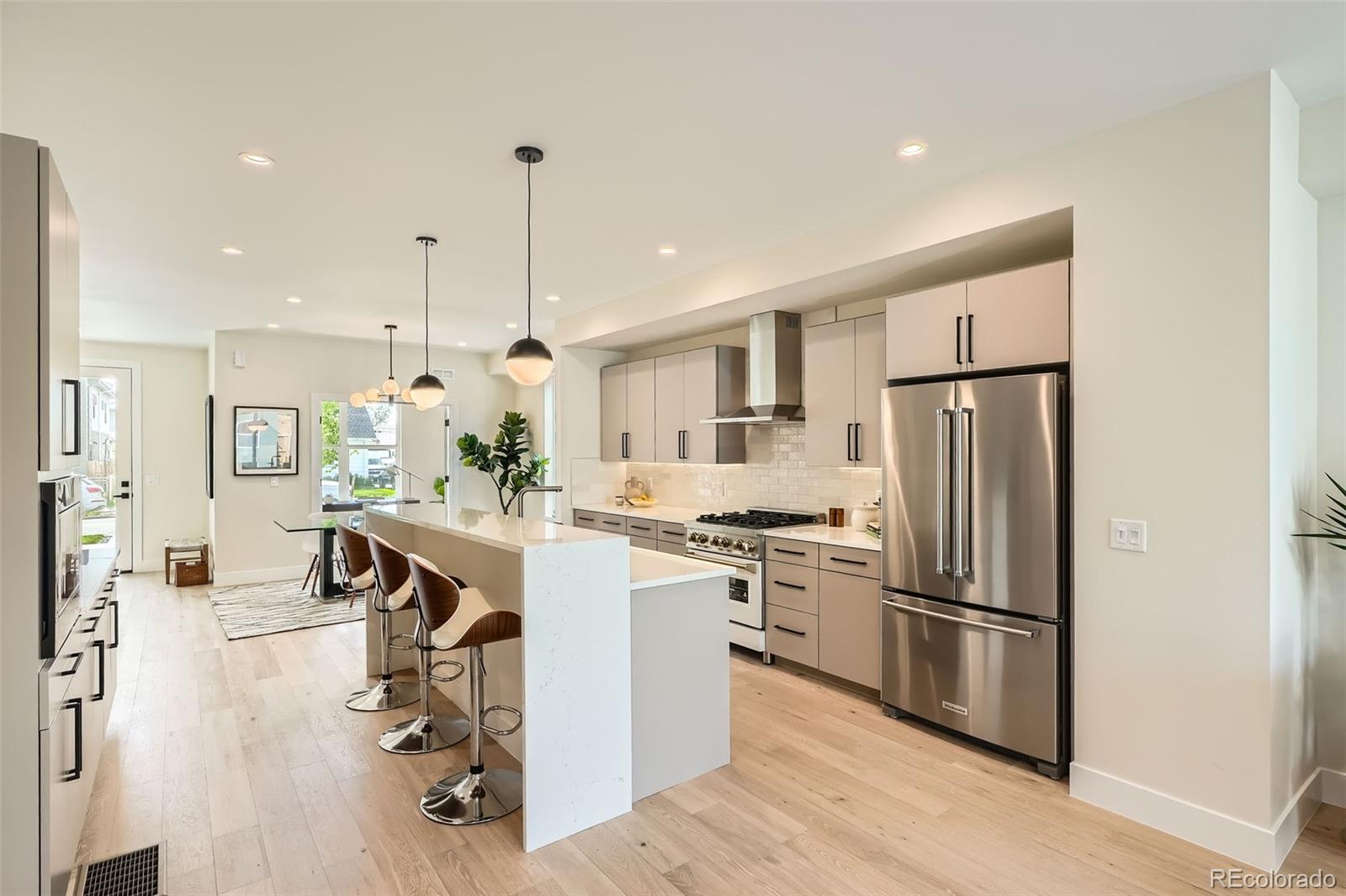 MLS Image #6 for 2466 s cherokee street,denver, Colorado