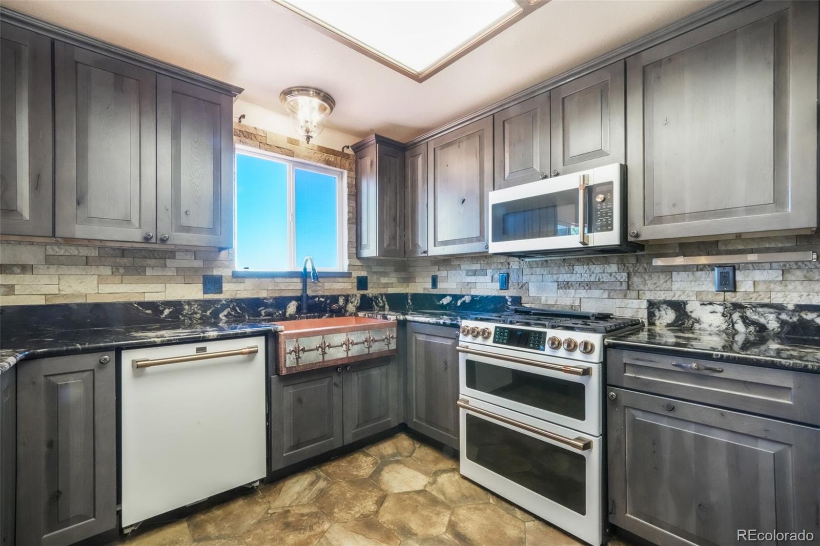 MLS Image #15 for 9236  chieftan drive,colorado springs, Colorado