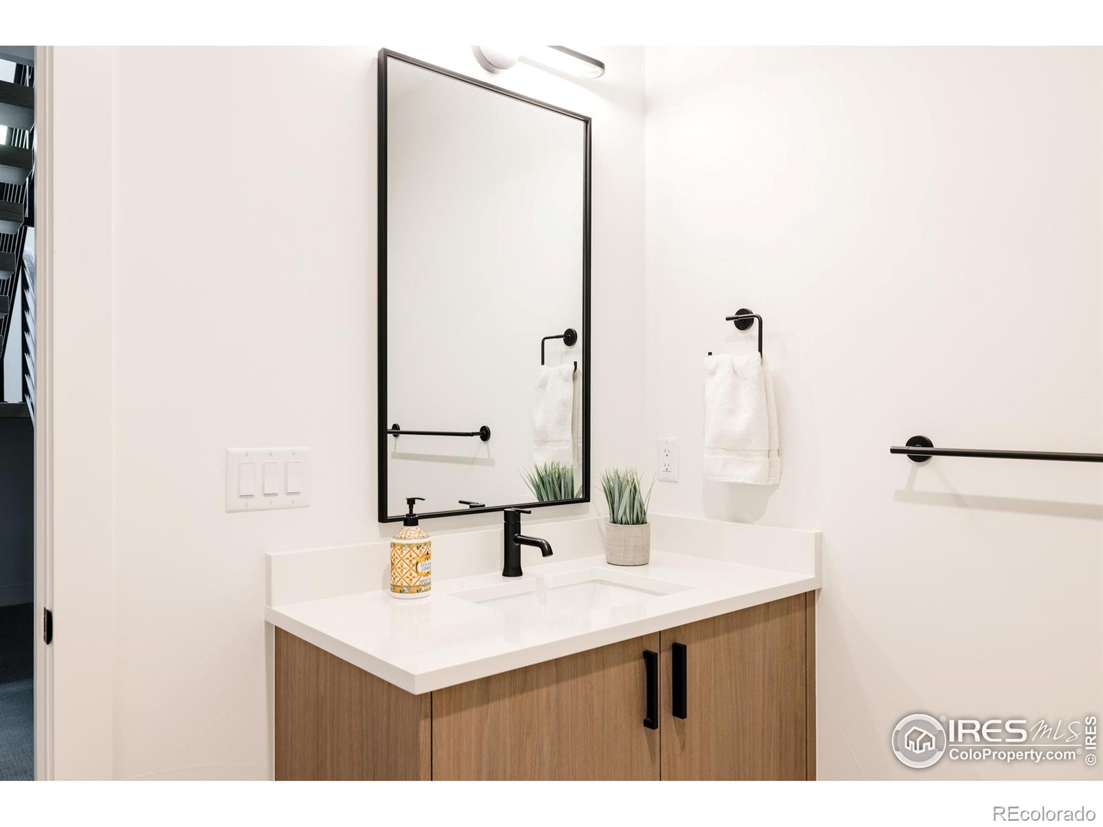 MLS Image #32 for 2595  glenwood drive,boulder, Colorado