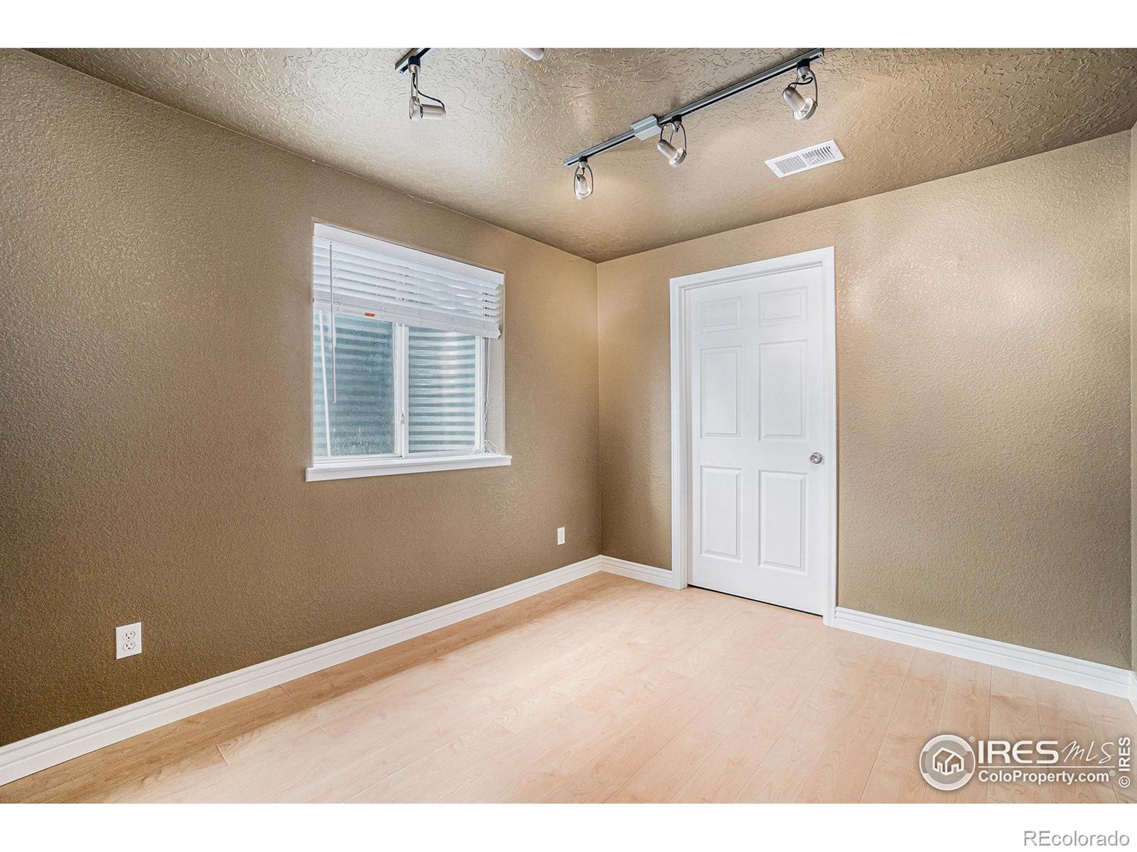 MLS Image #28 for 3102  54th avenue,greeley, Colorado