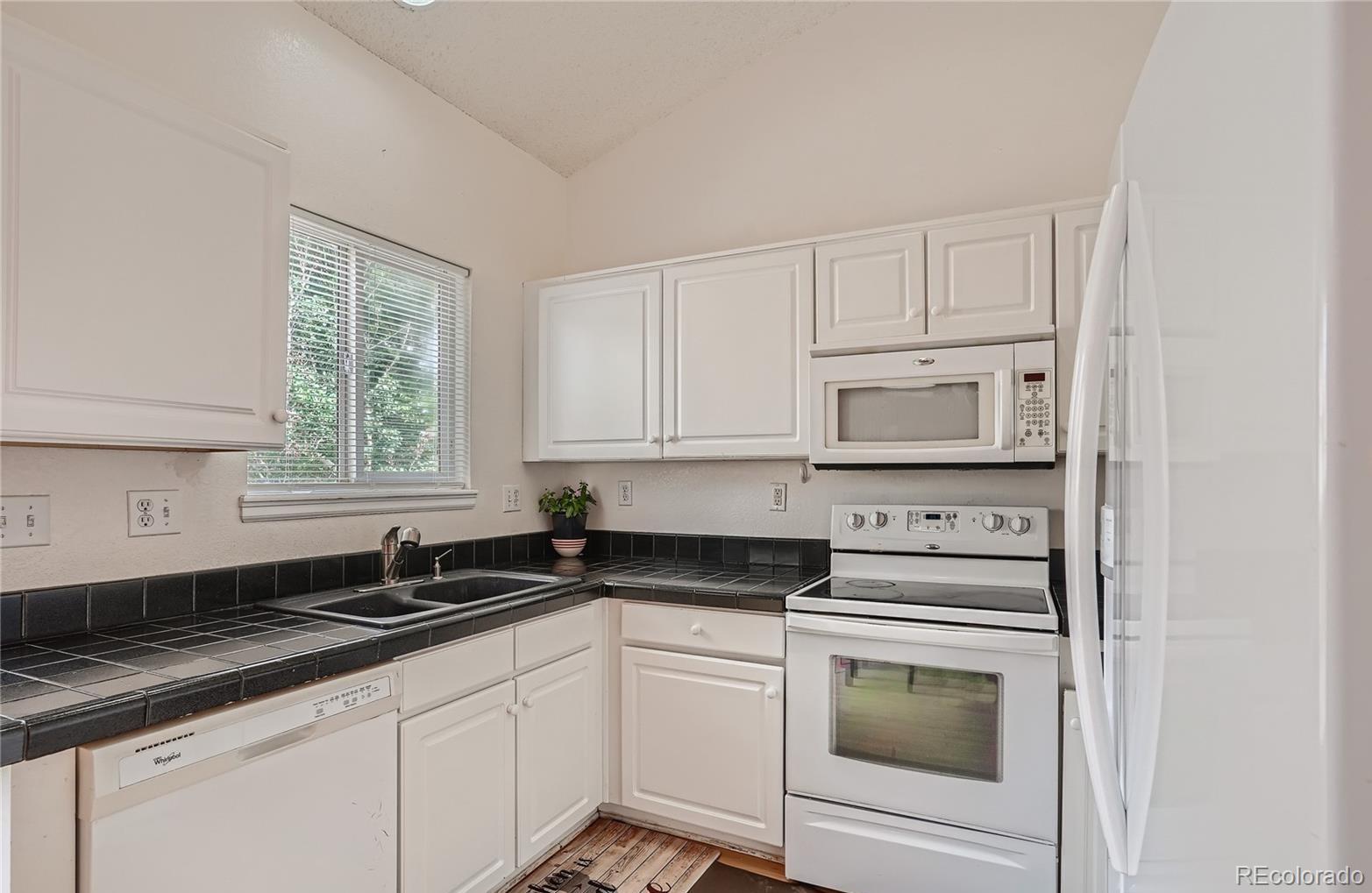 MLS Image #9 for 19688 e lasalle drive,aurora, Colorado