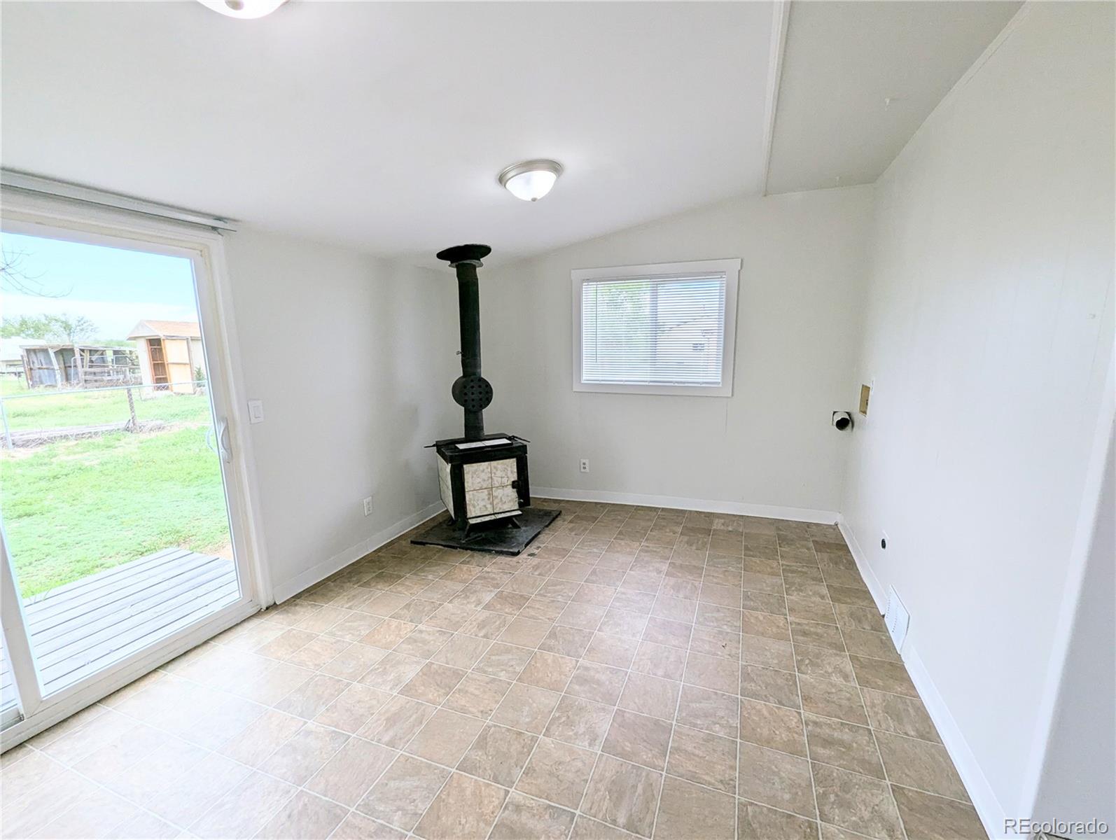 MLS Image #11 for 437 s fetzer street,byers, Colorado