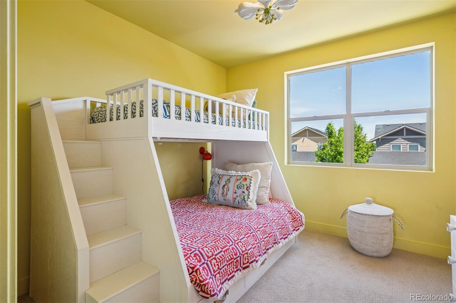 MLS Image #11 for 4958  valentia court,denver, Colorado