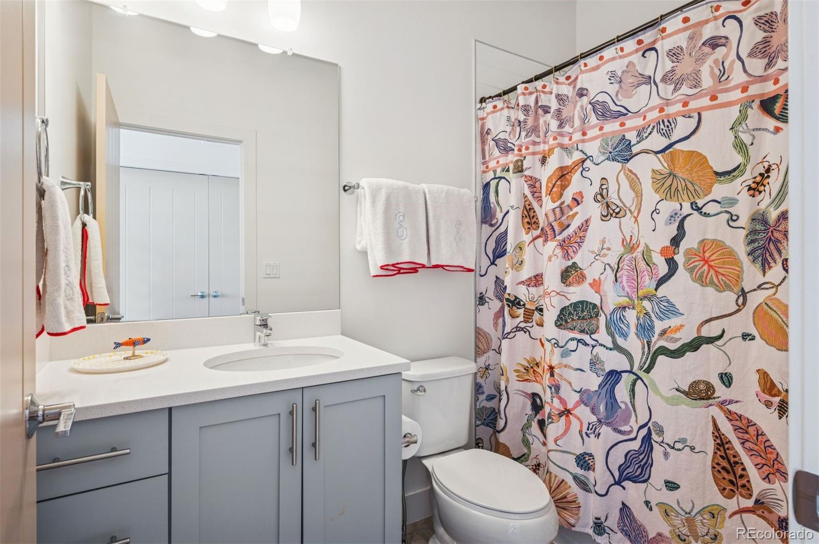 MLS Image #12 for 4958  valentia court,denver, Colorado