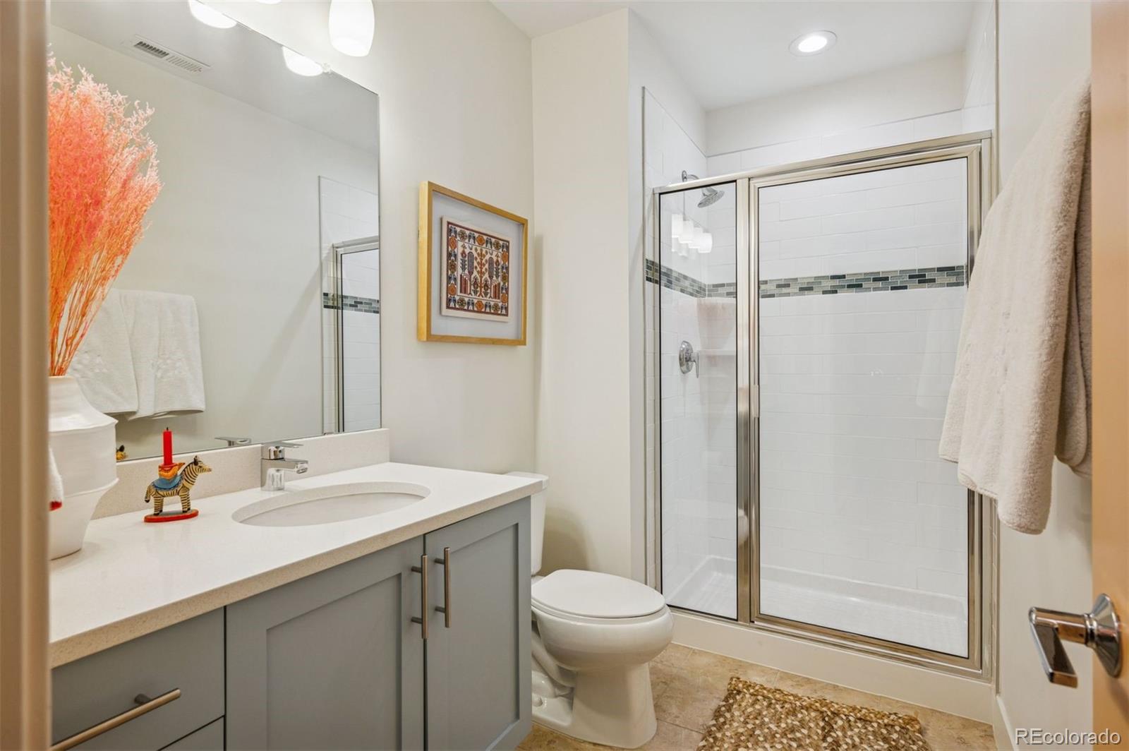 MLS Image #16 for 4958  valentia court,denver, Colorado