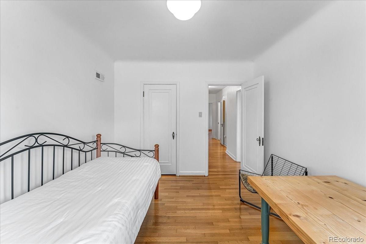 MLS Image #18 for 6023 e 6th avenue parkway,denver, Colorado