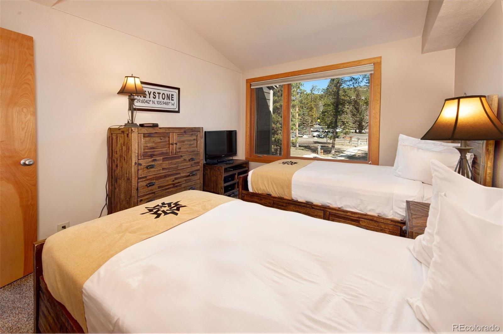 MLS Image #20 for 21660  us highway 6  2079,keystone, Colorado