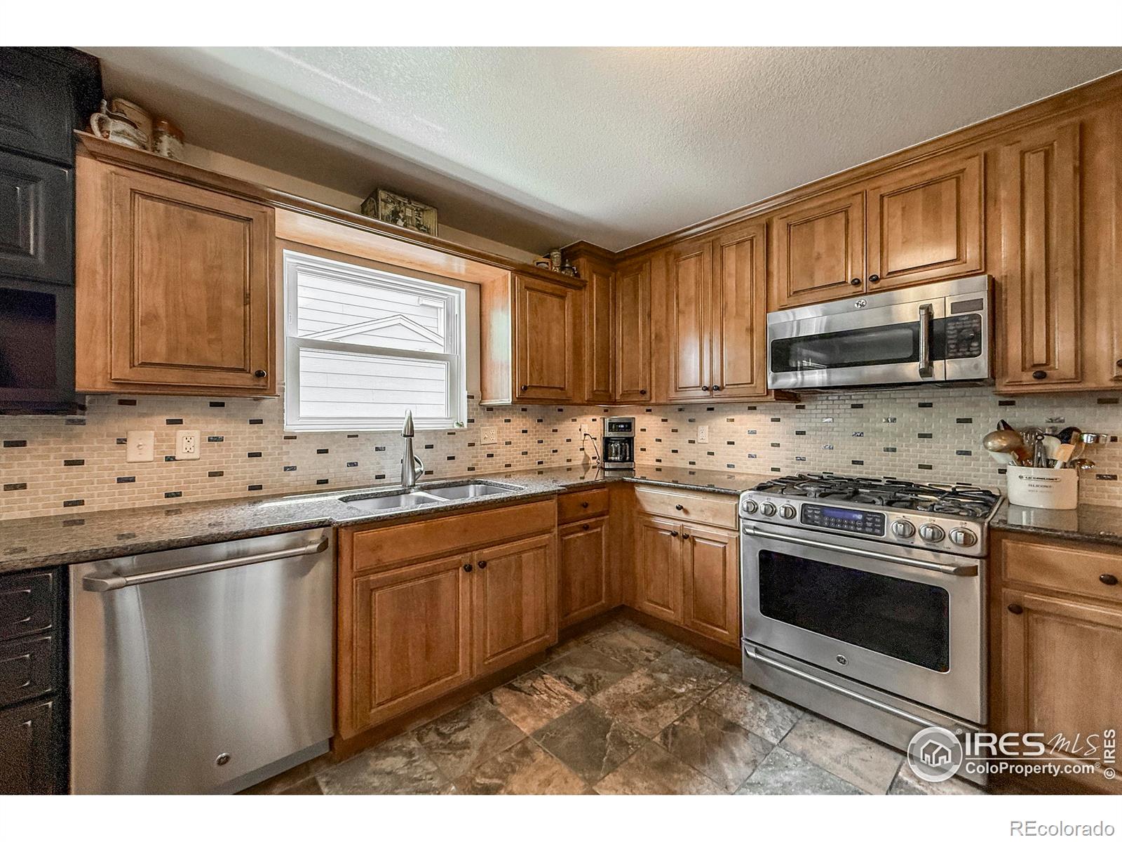 MLS Image #8 for 13642  wrangler way,mead, Colorado
