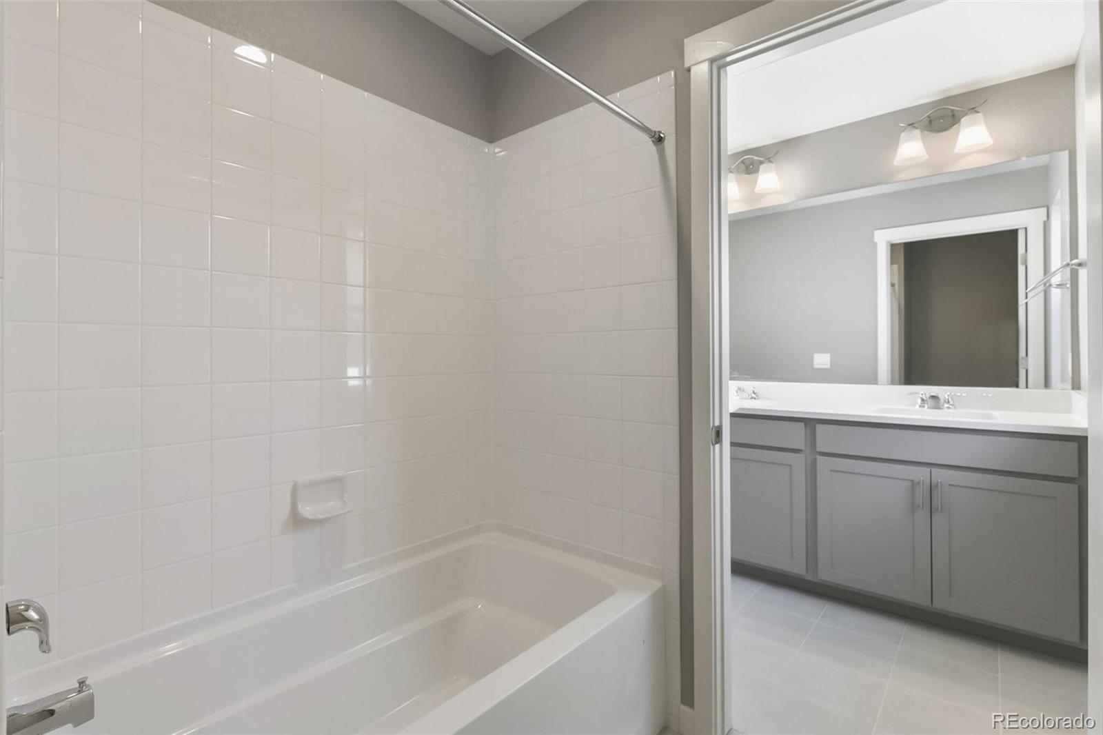 MLS Image #29 for 27746 e byers place,aurora, Colorado