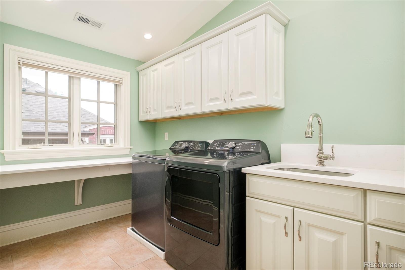MLS Image #33 for 958 s columbine street,denver, Colorado