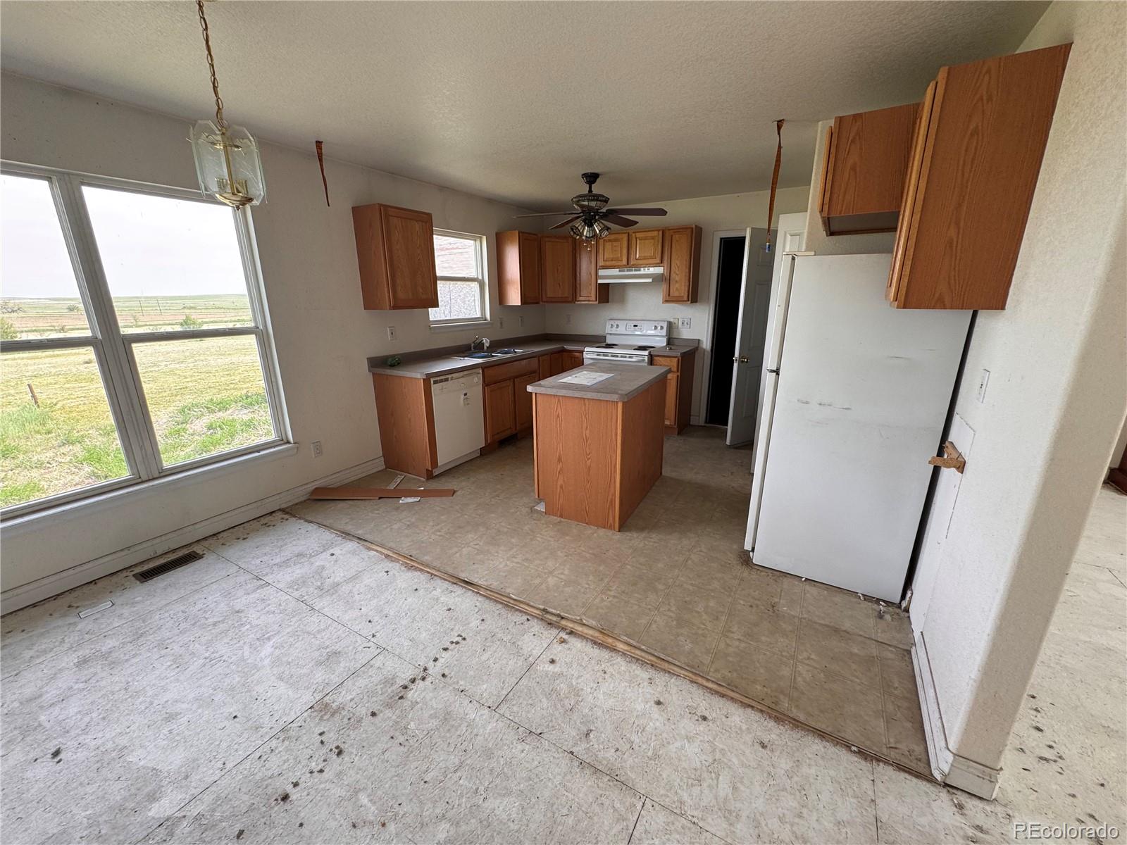 MLS Image #4 for 38423  county road 166 ,agate, Colorado